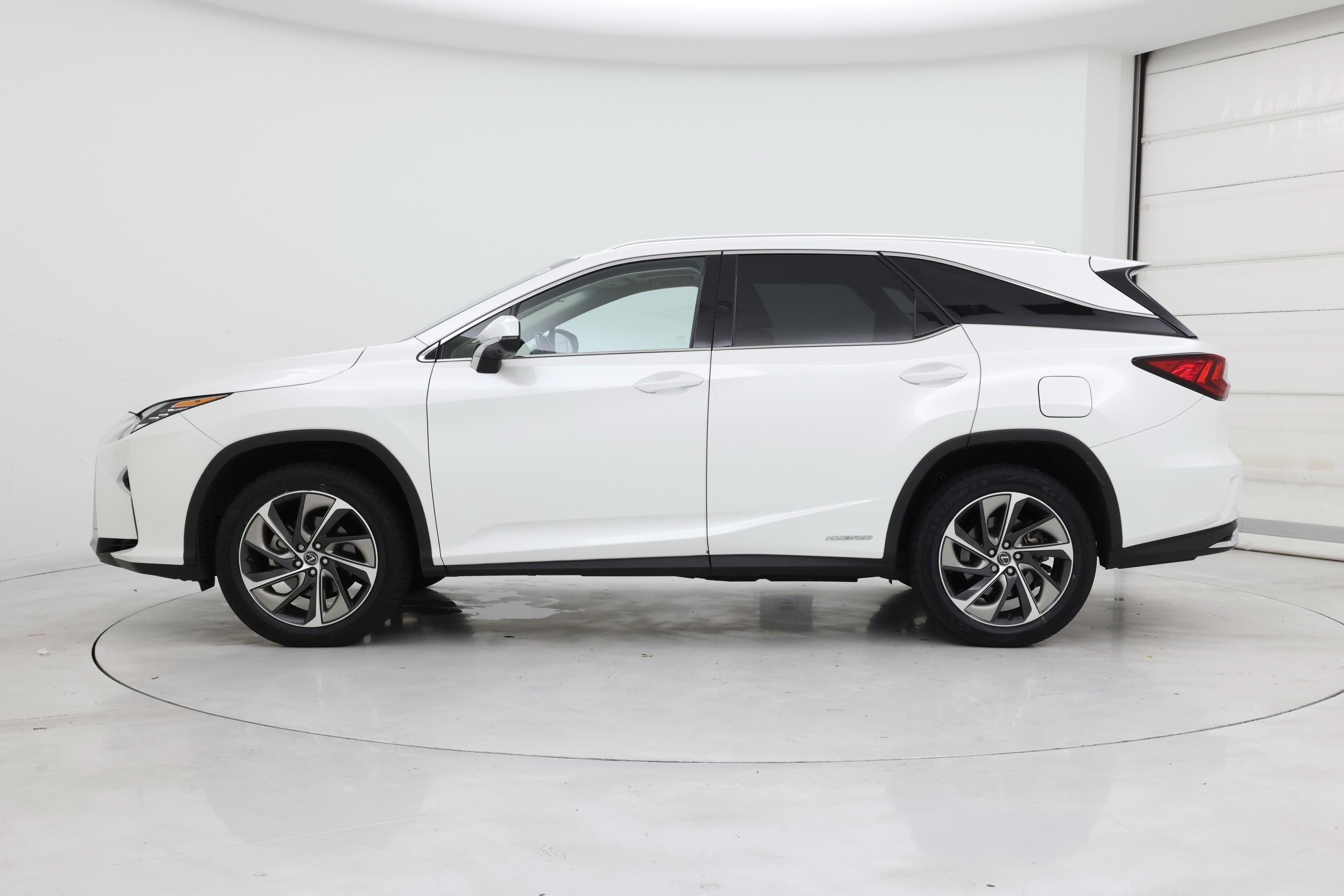 Thumbnail: 2018 Lexus RX - 3