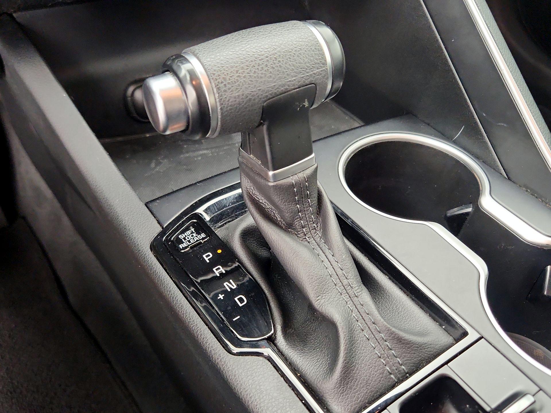 Thumbnail: 2021 Kia K5 - 17