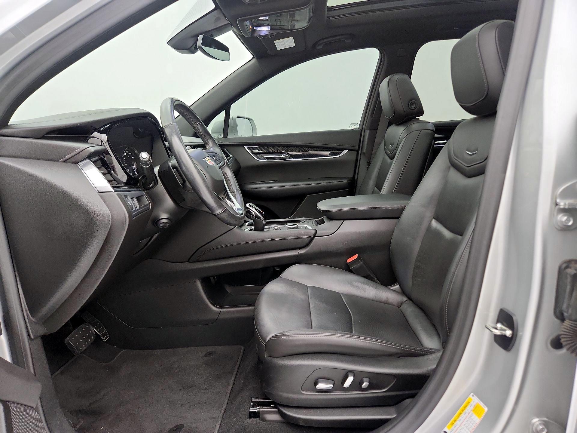 Thumbnail: 2020 Cadillac XT6 - 11