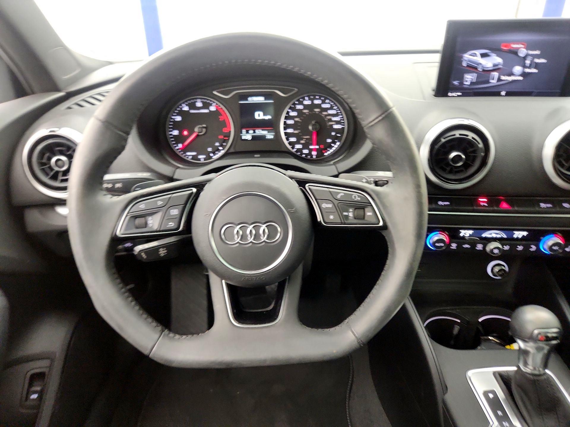 Thumbnail: 2020 Audi A3 - 10