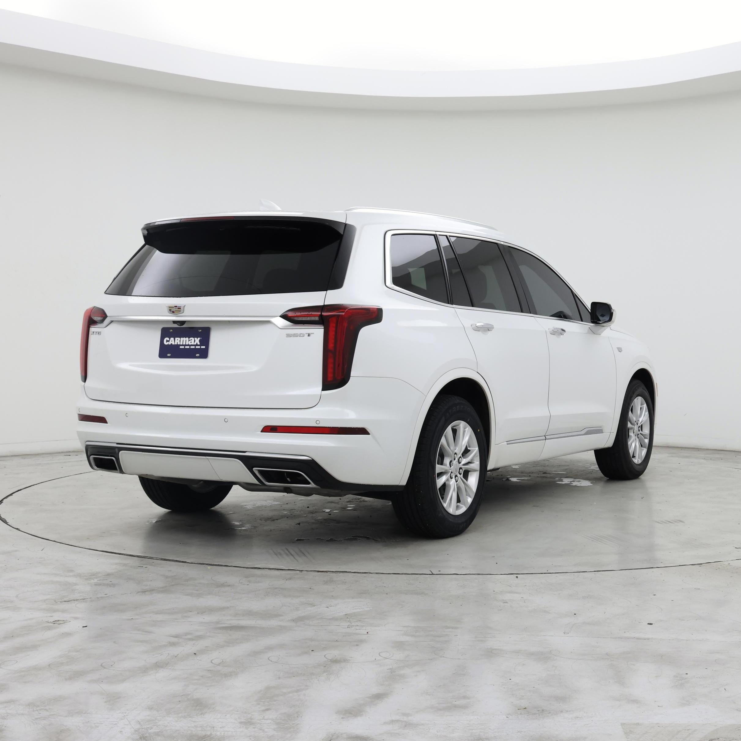 Thumbnail: 2022 Cadillac XT6 - 8