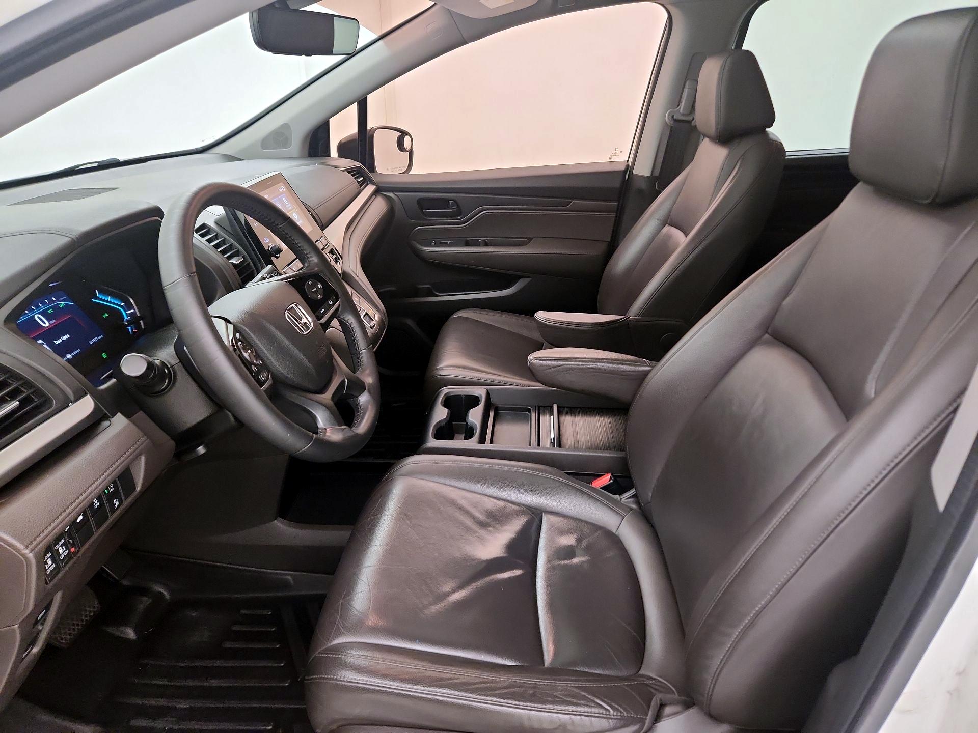 Thumbnail: 2018 Honda Odyssey - 11