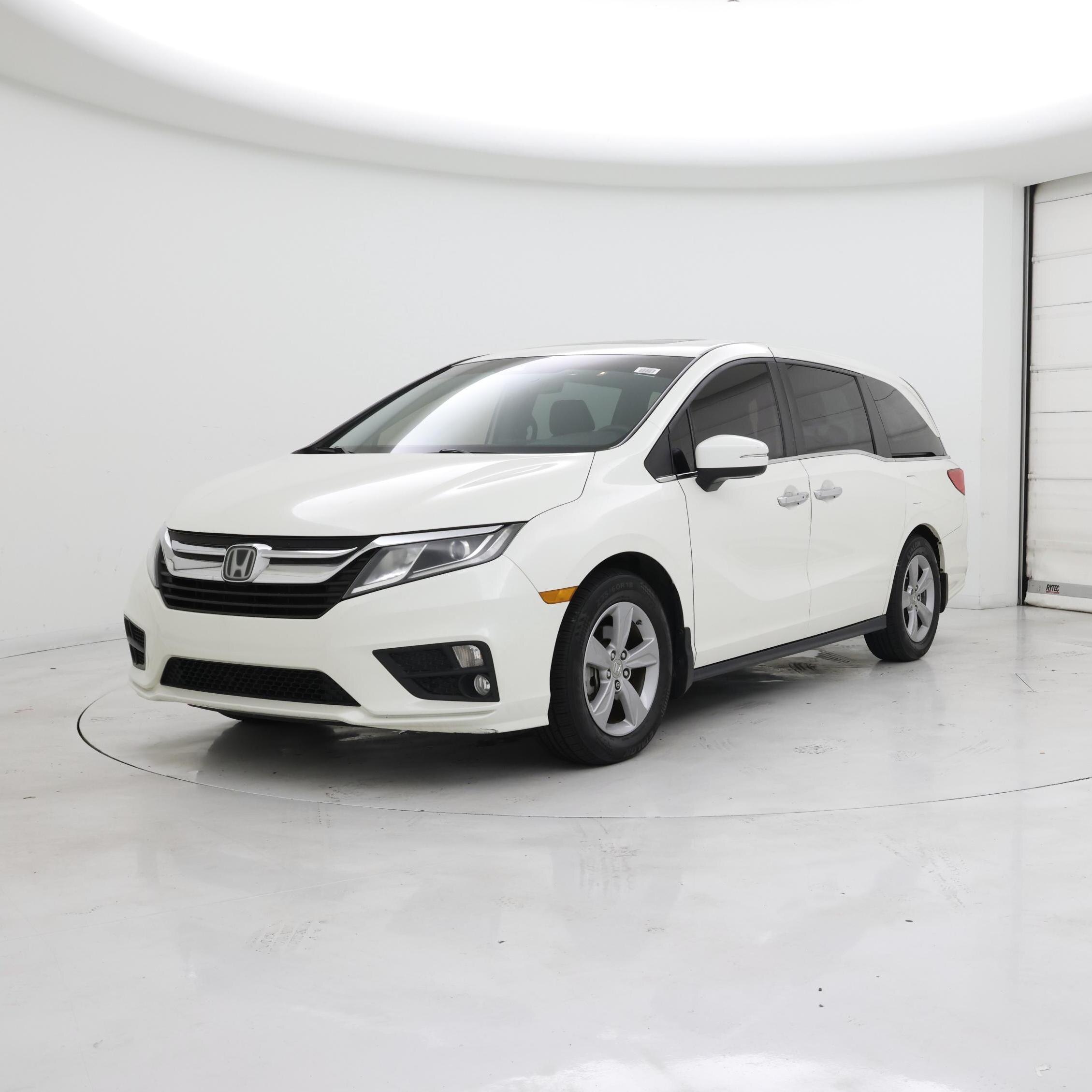 Thumbnail: 2018 Honda Odyssey - 4