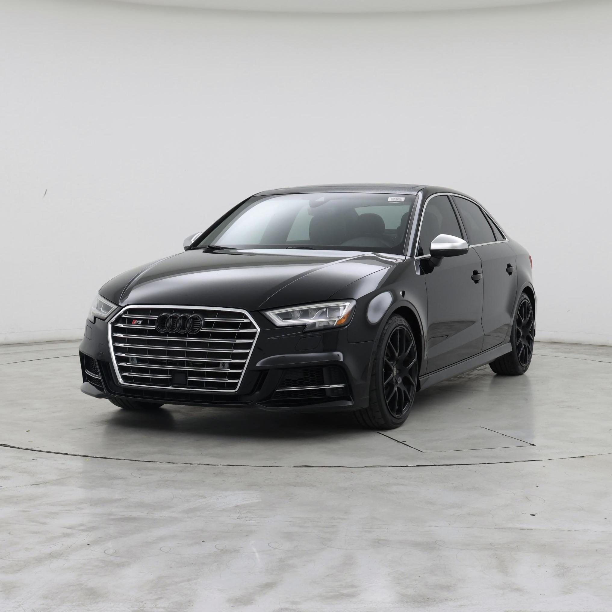 Thumbnail: 2020 Audi S3 - 4