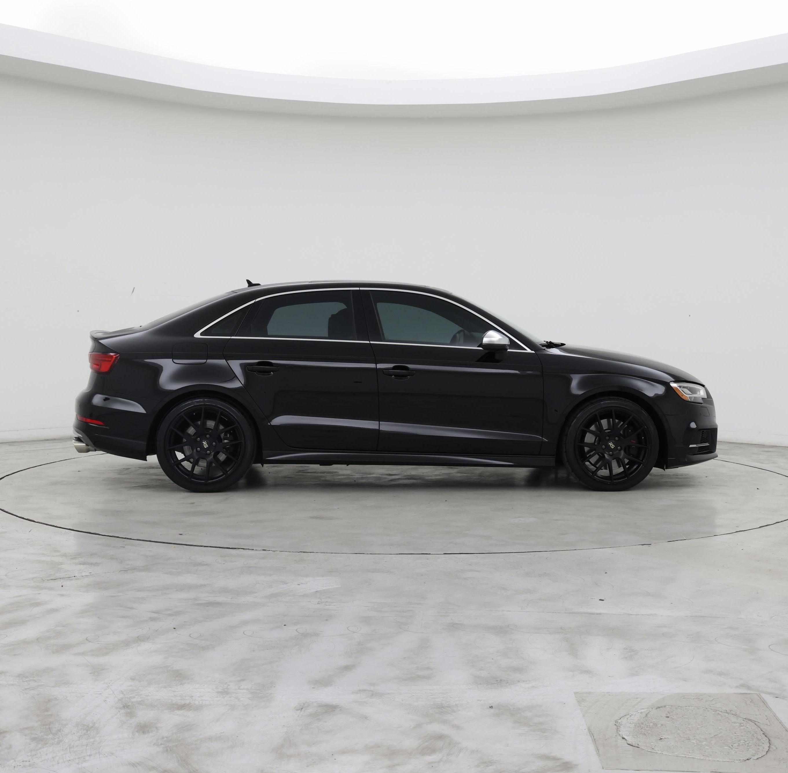 Thumbnail: 2020 Audi S3 - 7