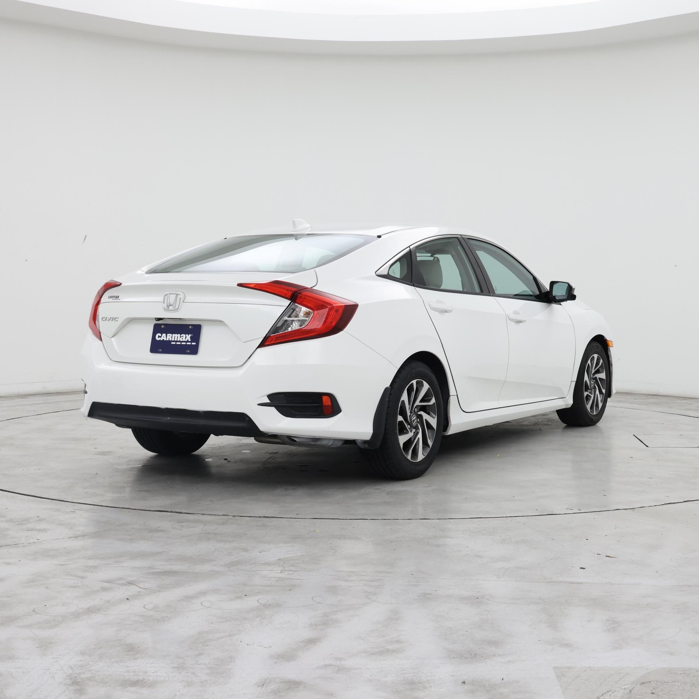 Thumbnail: 2017 Honda Civic - 8