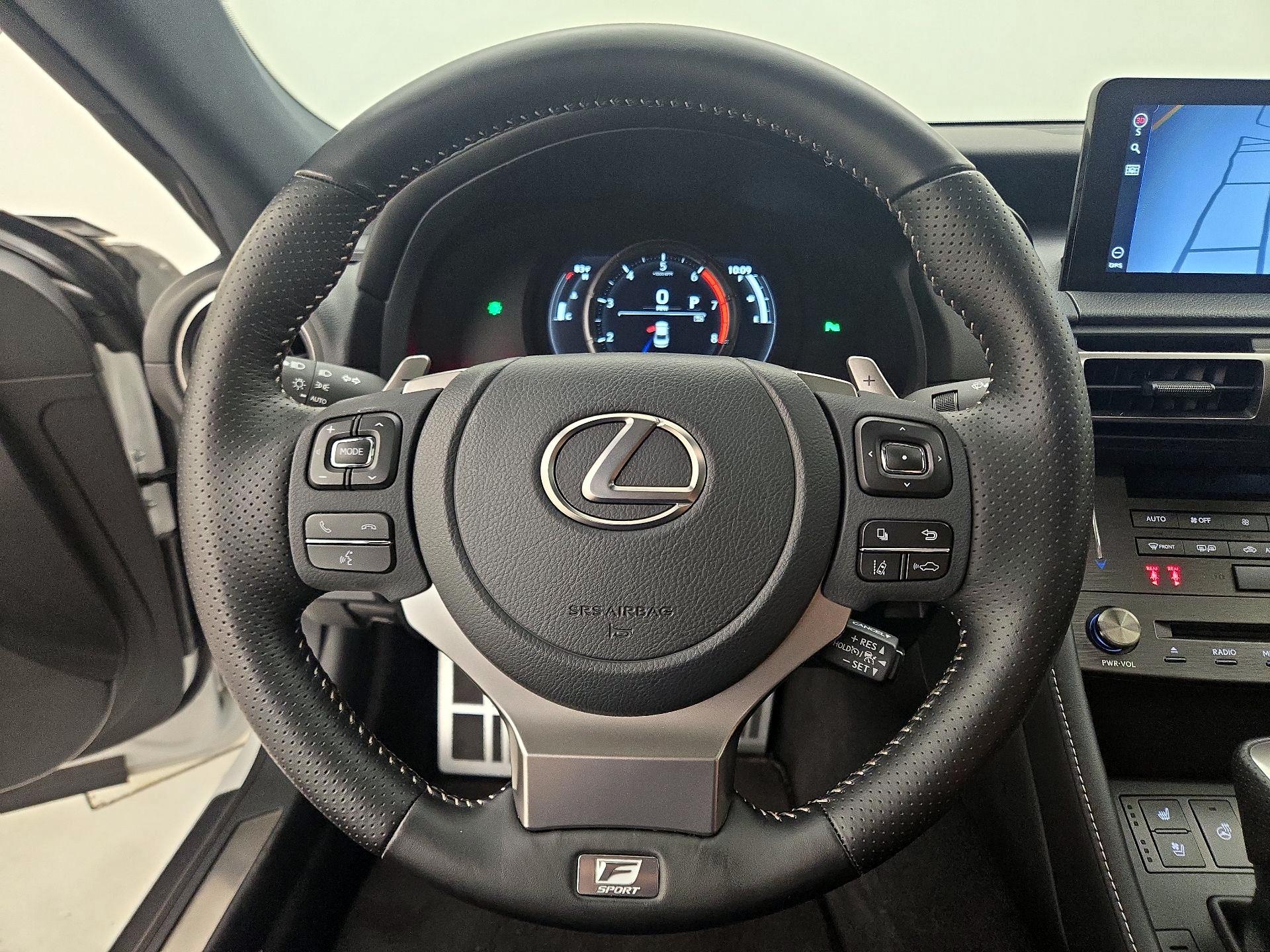 Thumbnail: 2023 Lexus RC - 10