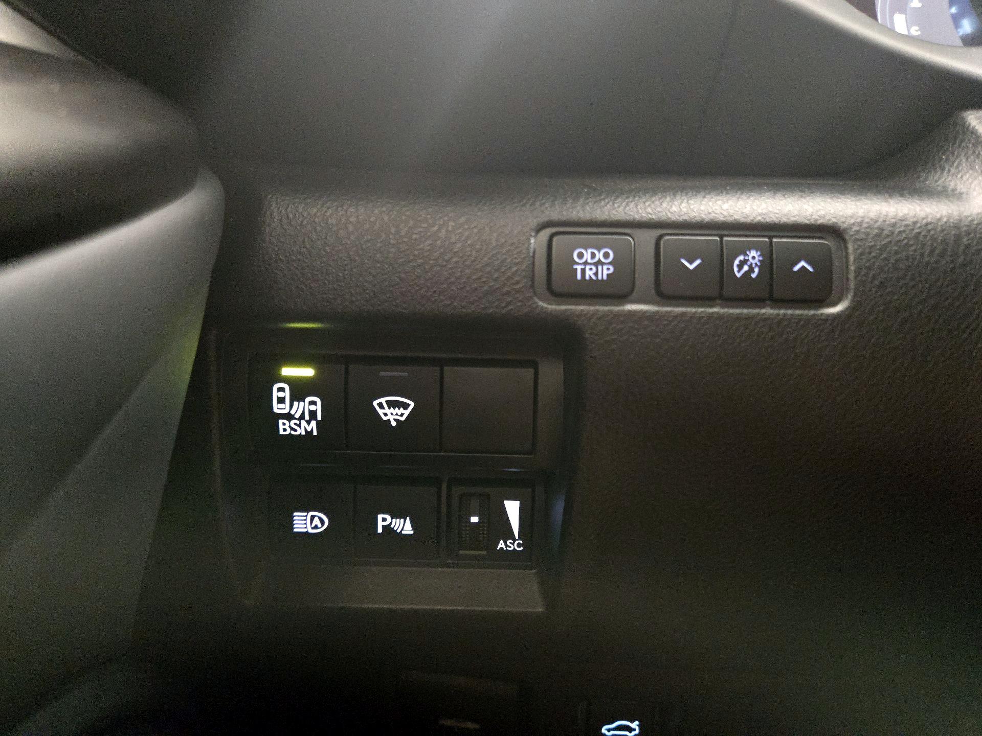 Thumbnail: 2023 Lexus RC - 13