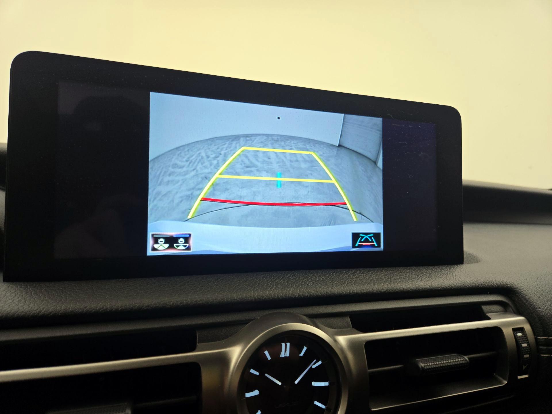 Thumbnail: 2023 Lexus RC - 15