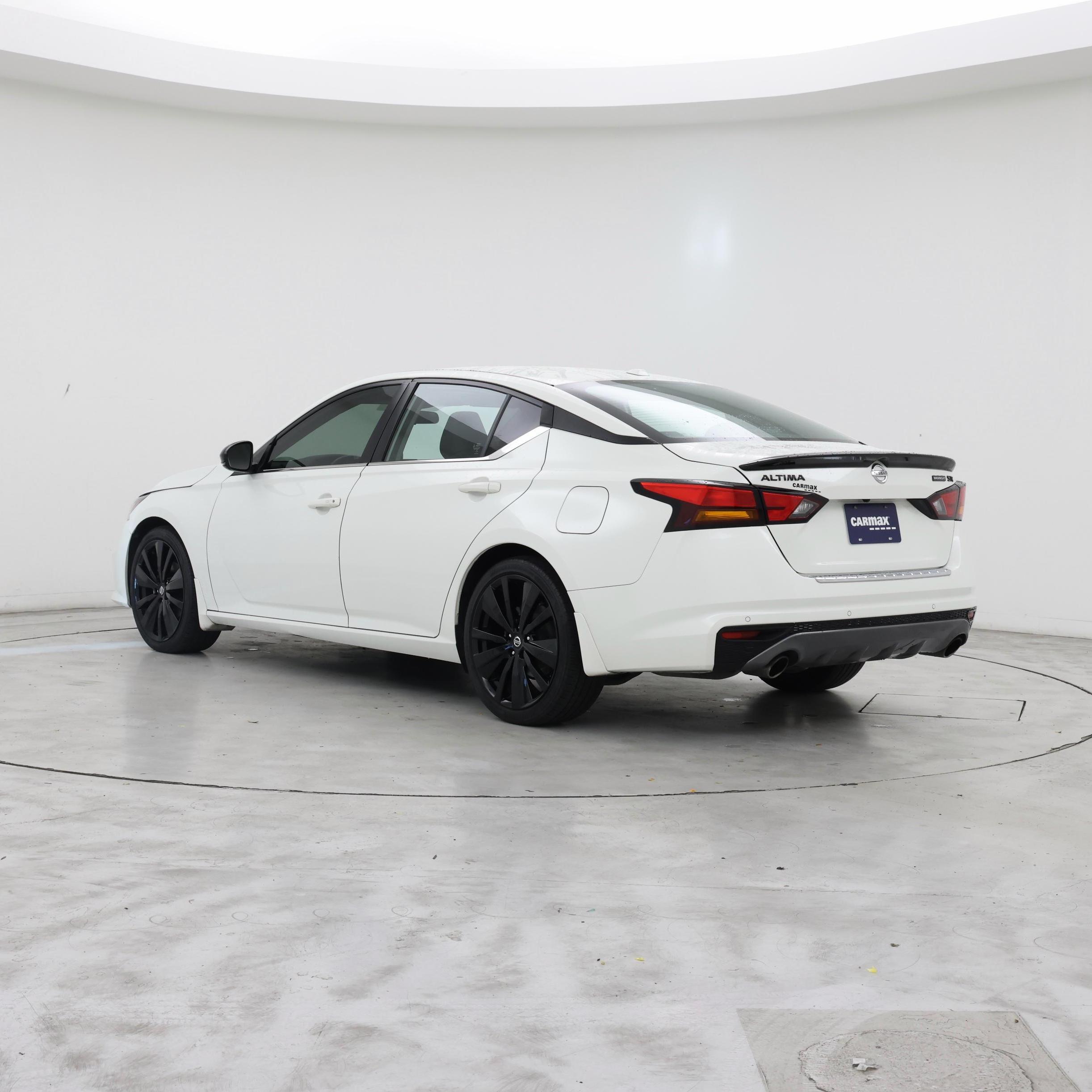 Thumbnail: 2022 Nissan Altima - 2