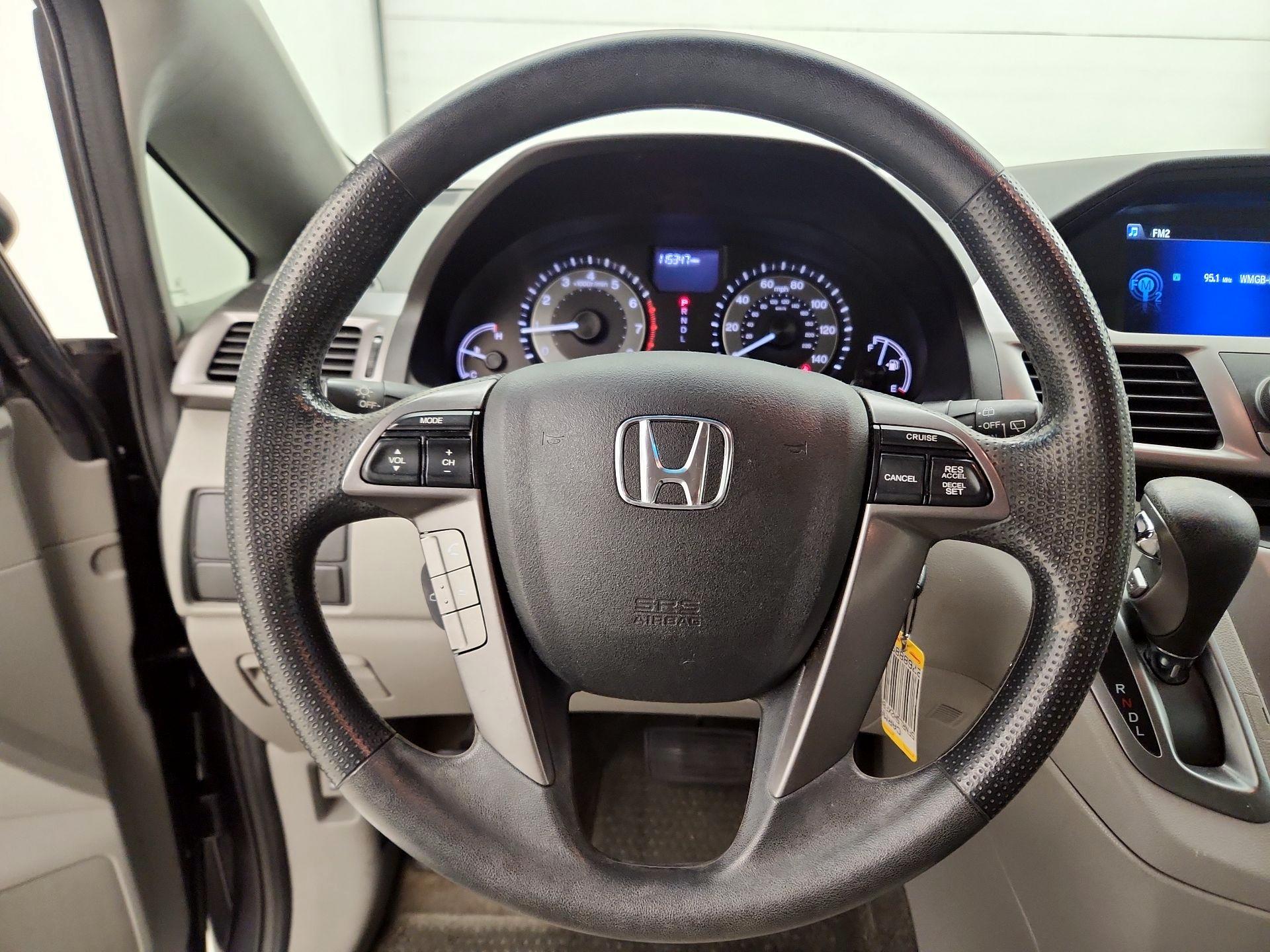 Thumbnail: 2015 Honda Odyssey - 10