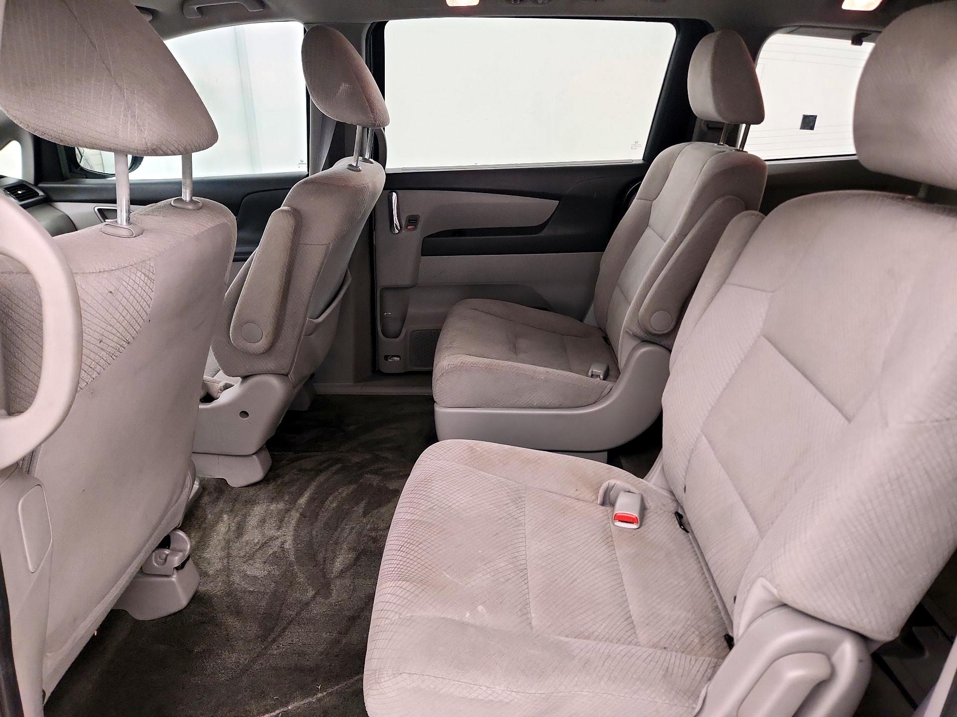 Thumbnail: 2015 Honda Odyssey - 19