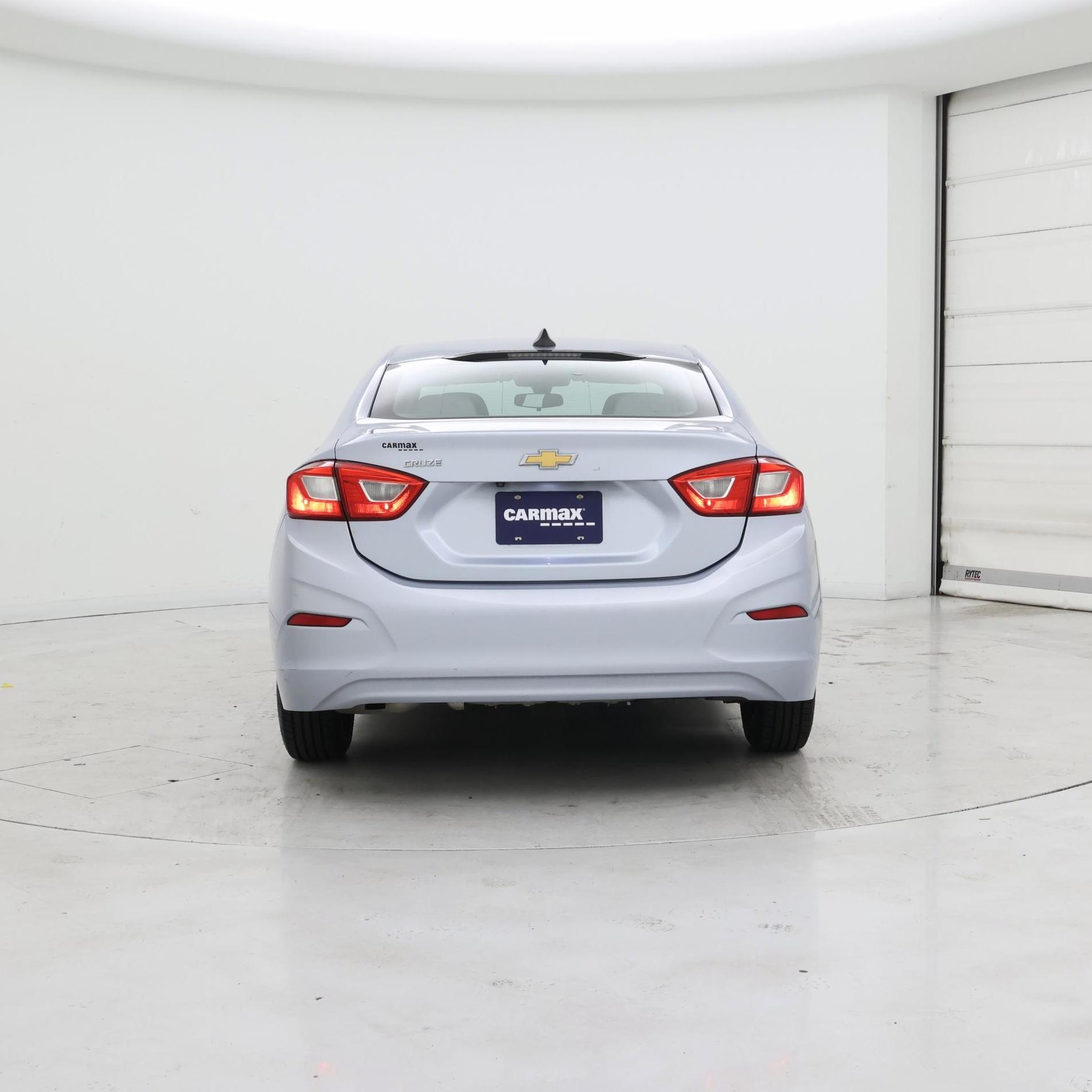 Thumbnail: 2017 Chevrolet Cruze - 6