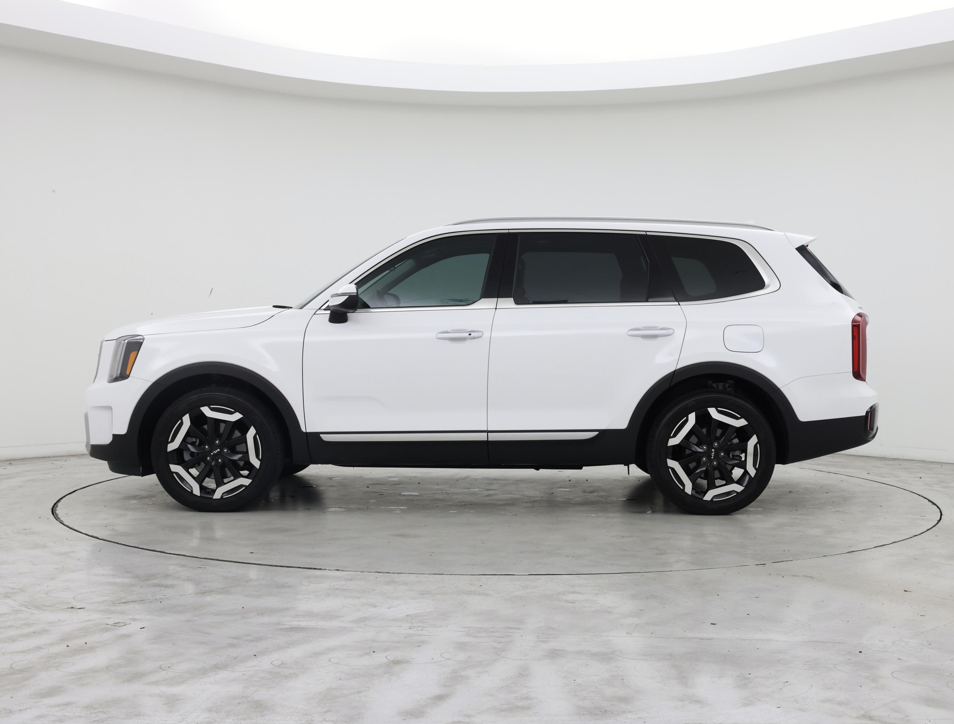 Thumbnail: 2025 Kia Telluride - 3
