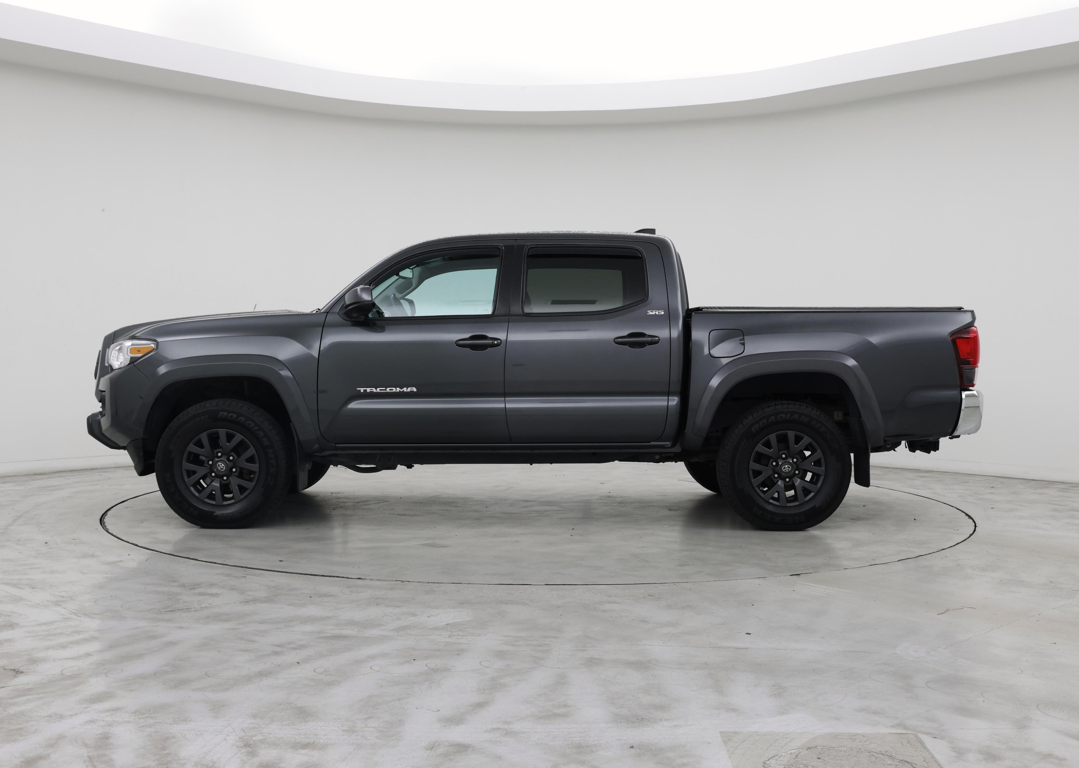Thumbnail: 2020 Toyota Tacoma - 3