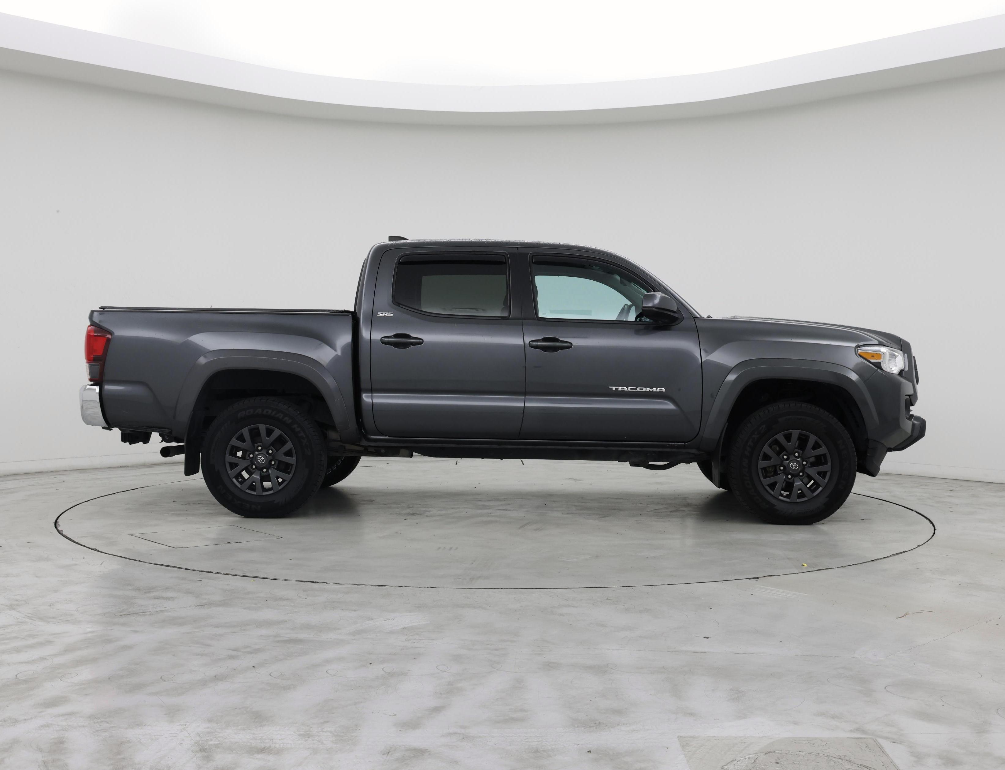 Thumbnail: 2020 Toyota Tacoma - 7