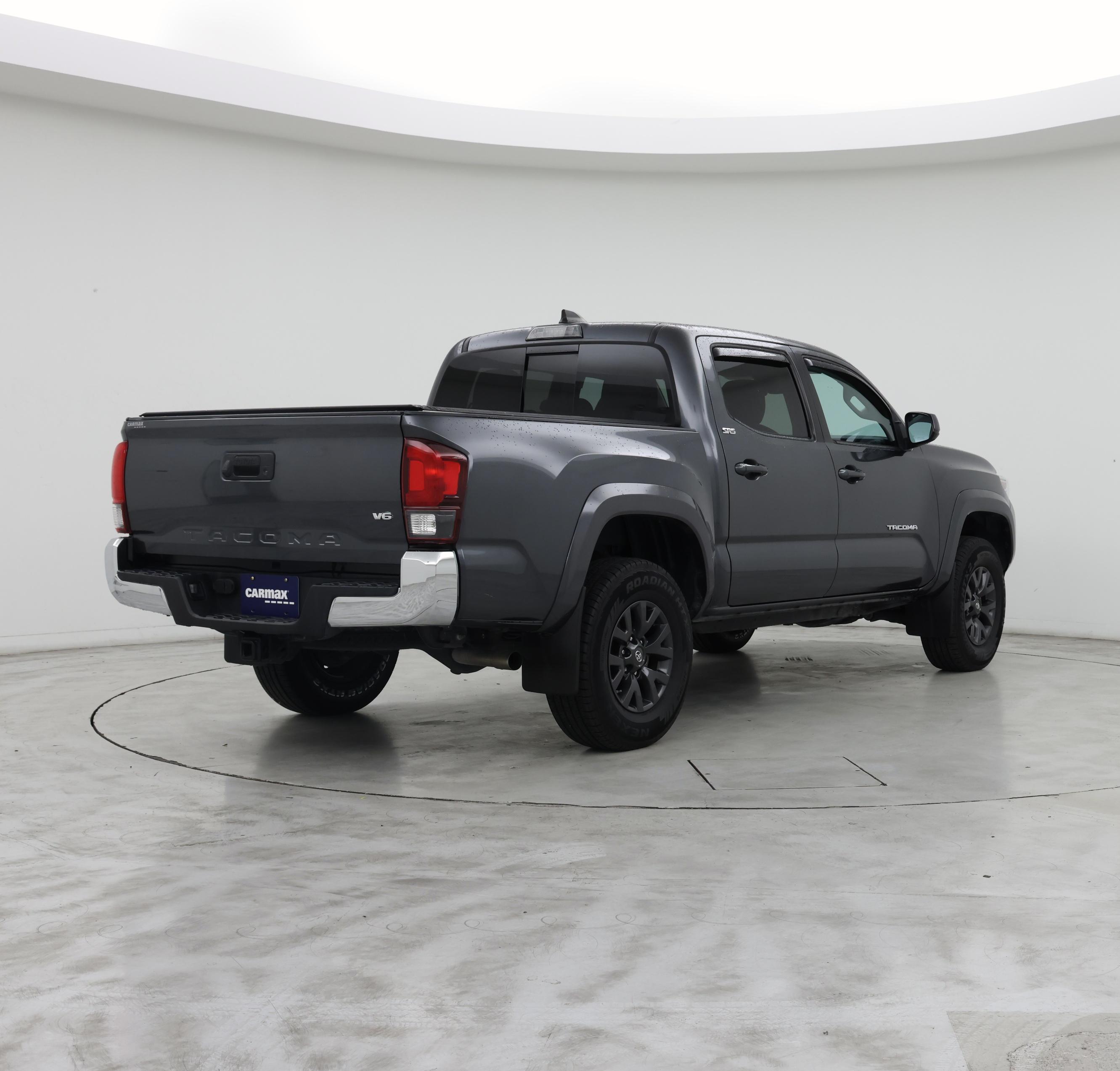 Thumbnail: 2020 Toyota Tacoma - 8