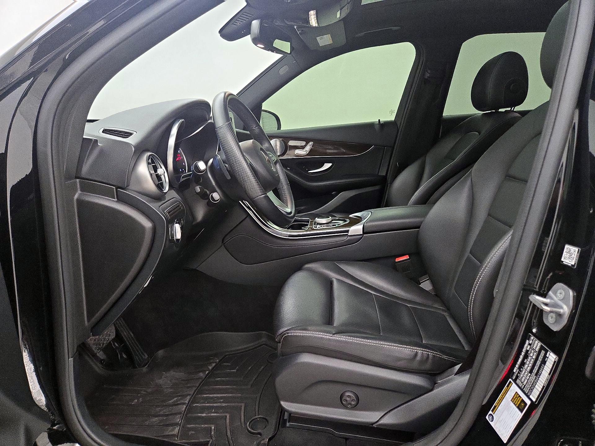 Thumbnail: 2019 Mercedes-Benz GLC - 11