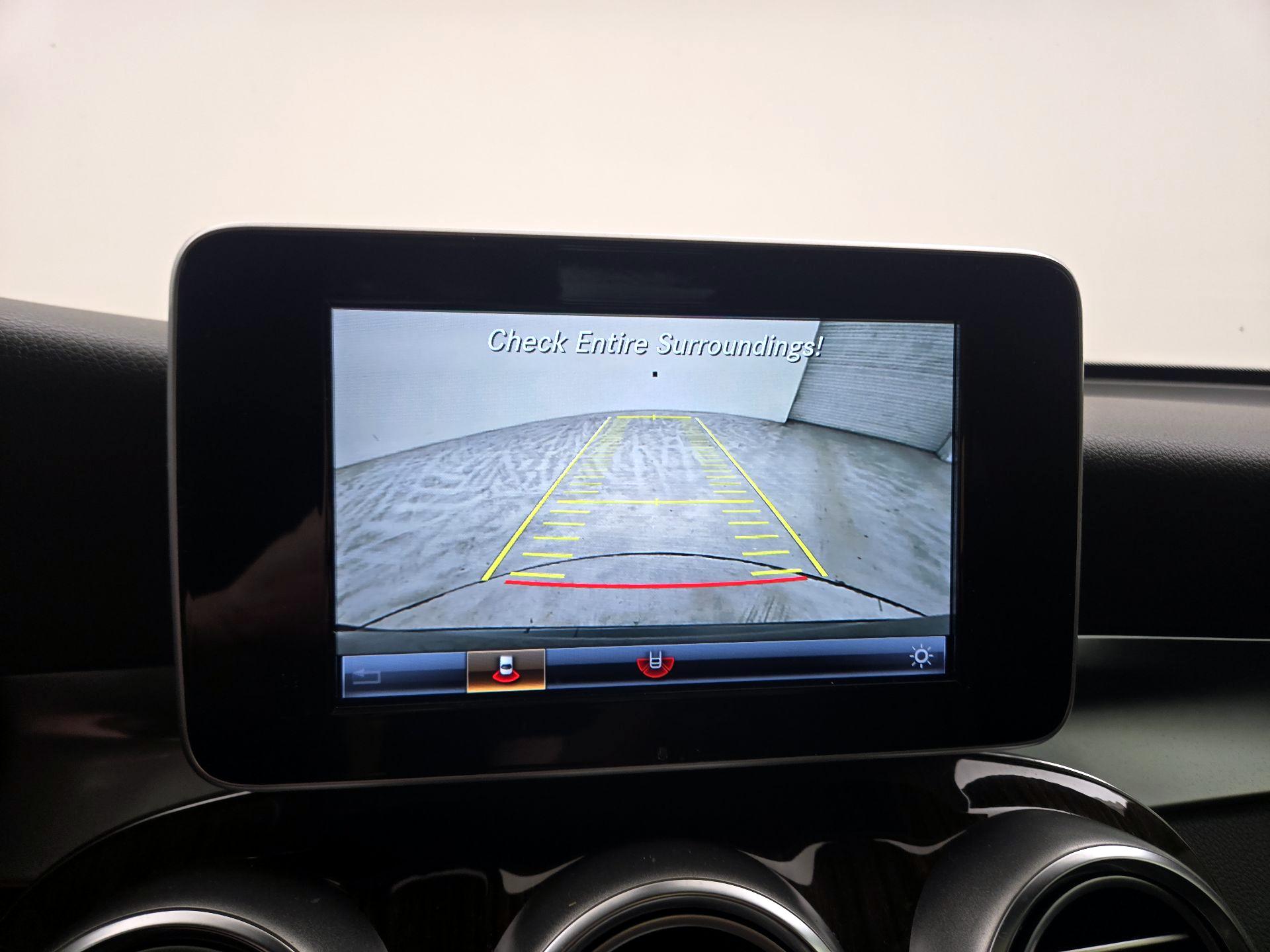 Thumbnail: 2019 Mercedes-Benz GLC - 14