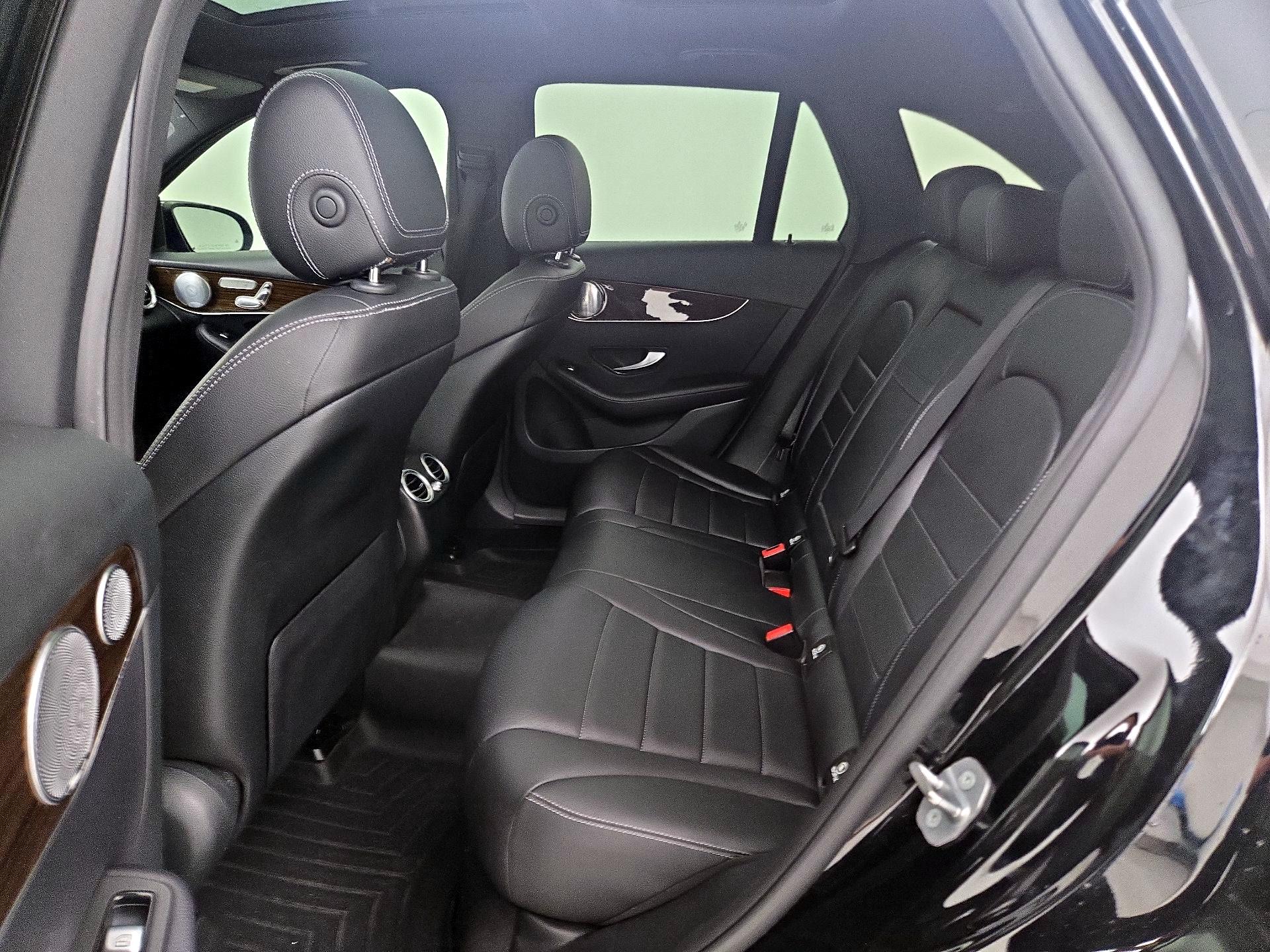 Thumbnail: 2019 Mercedes-Benz GLC - 20