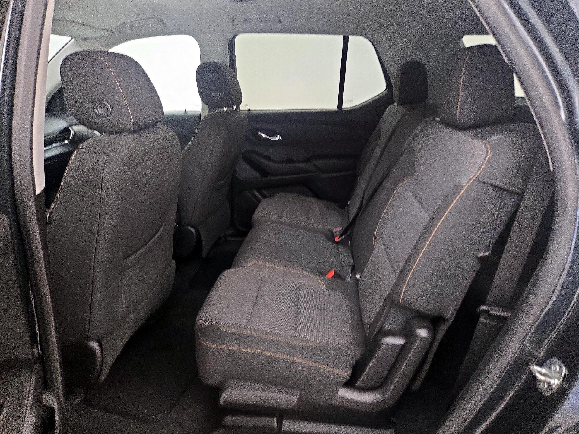 Thumbnail: 2020 Chevrolet Traverse - 19