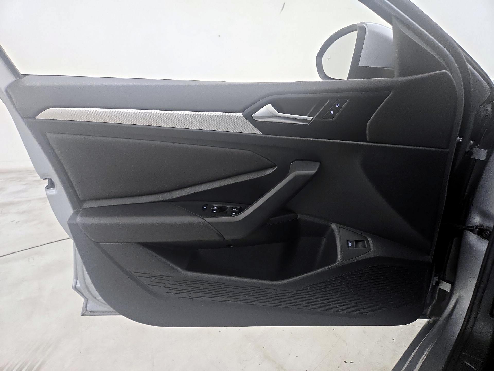 Thumbnail: 2020 Volkswagen Jetta - 12