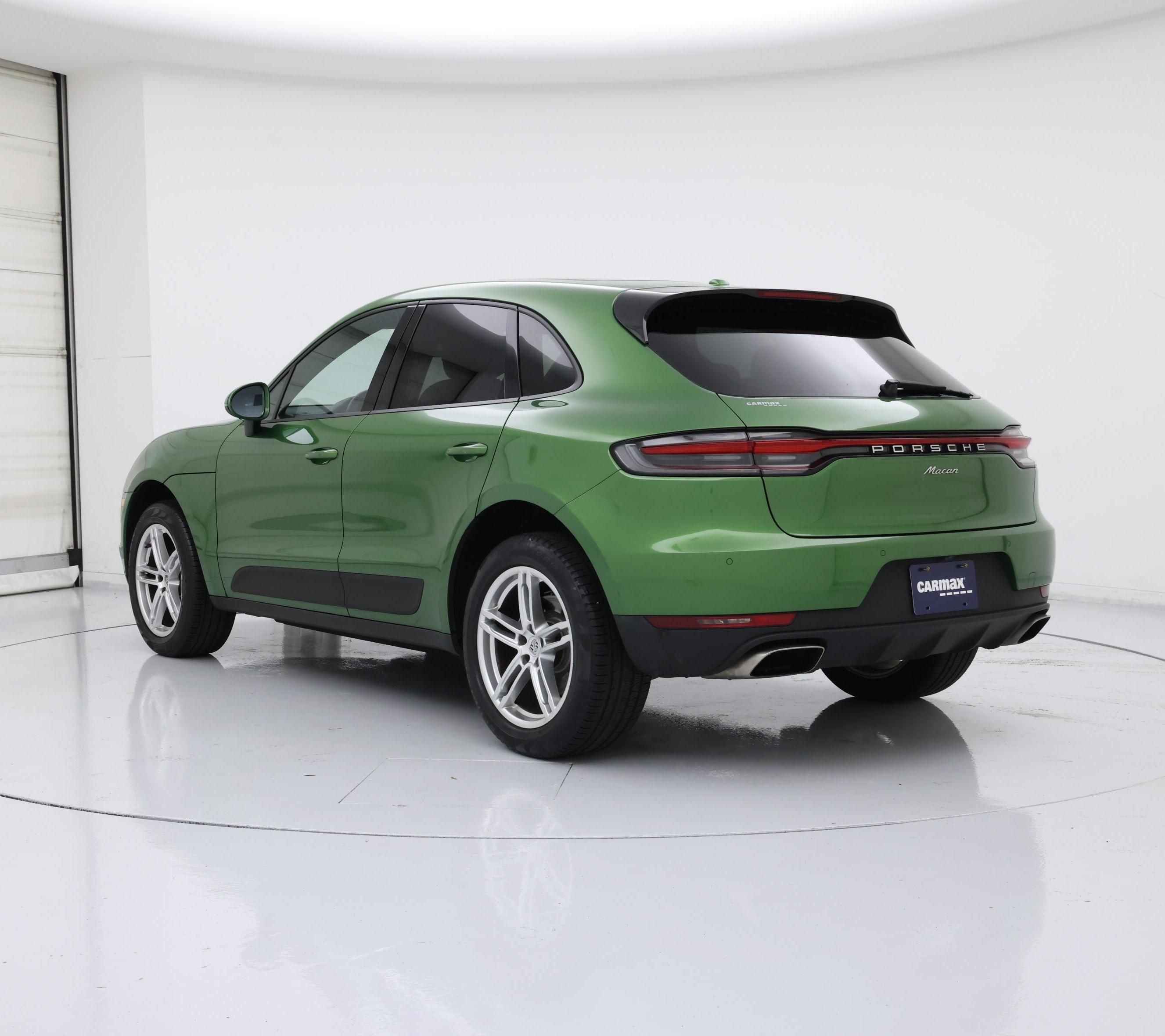 Thumbnail: 2021 Porsche Macan - 2