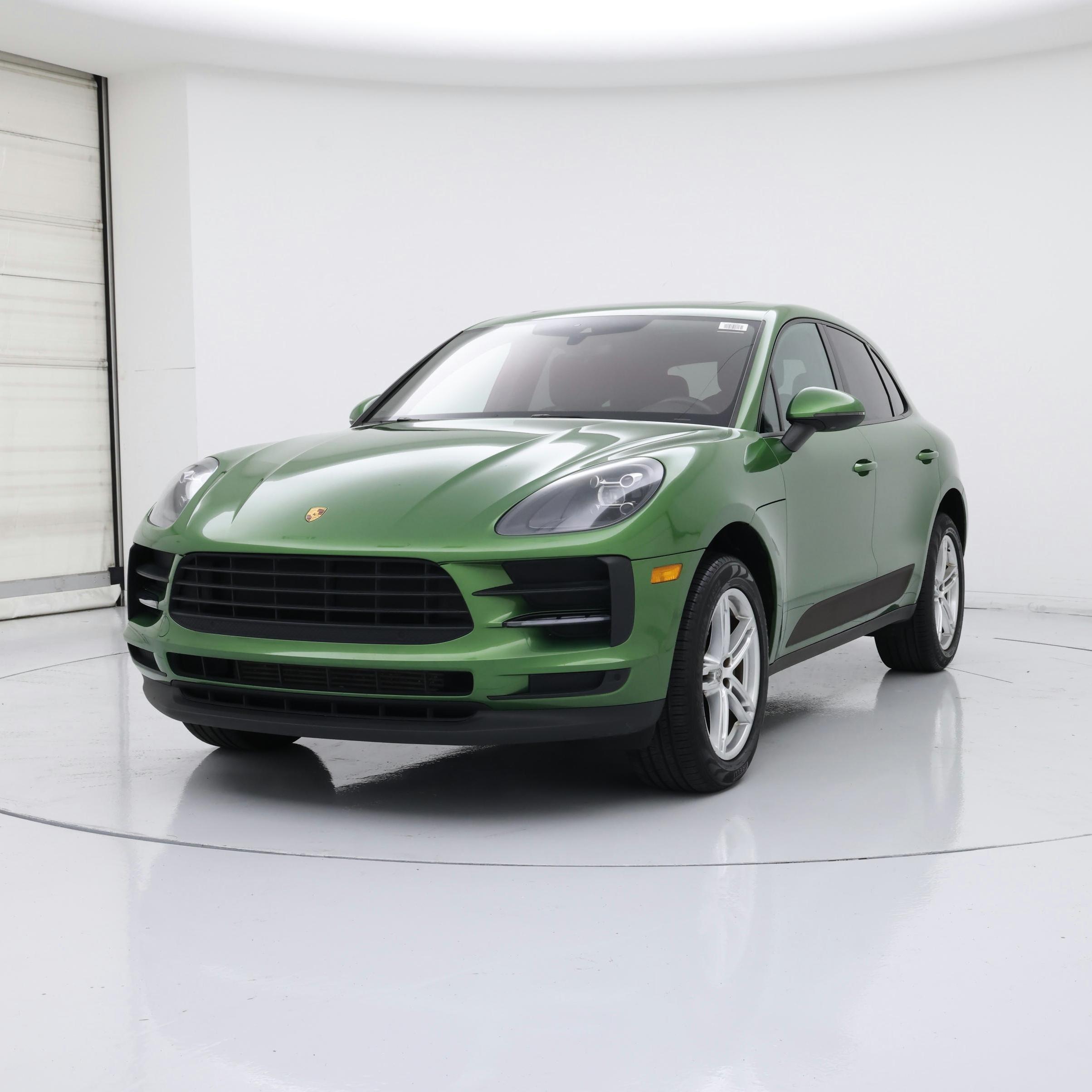 Thumbnail: 2021 Porsche Macan - 4
