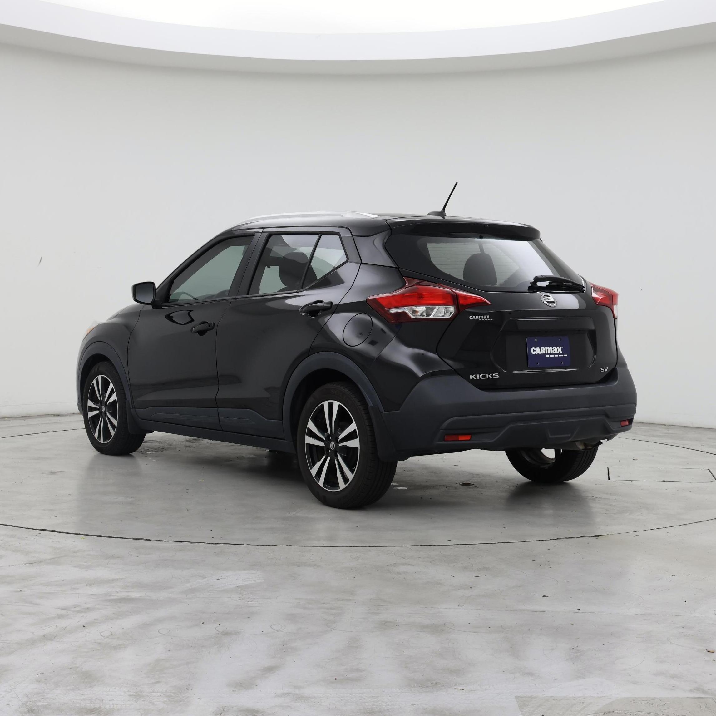 Thumbnail: 2018 Nissan Kicks - 2