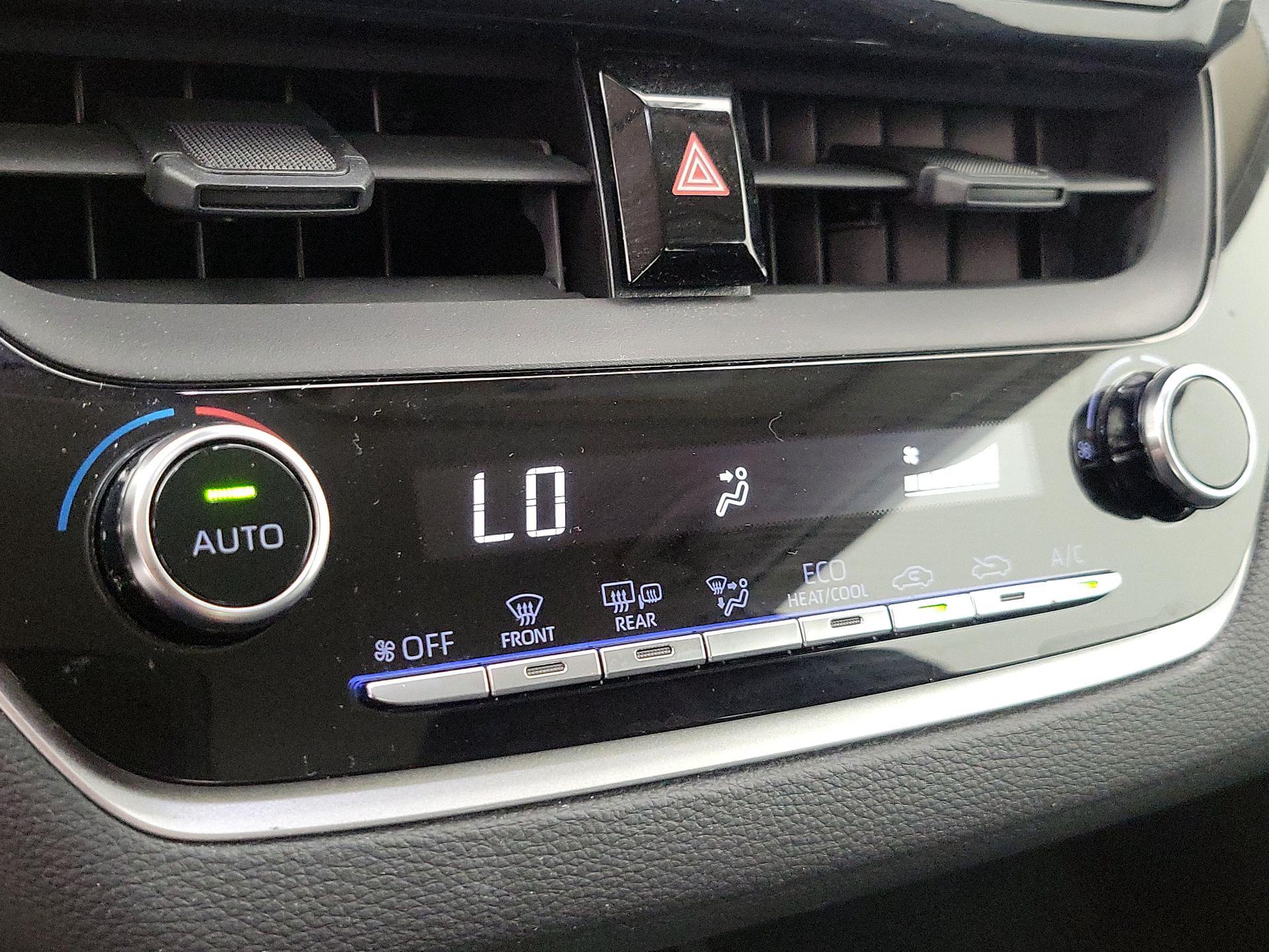 Thumbnail: 2021 Toyota Corolla - 16