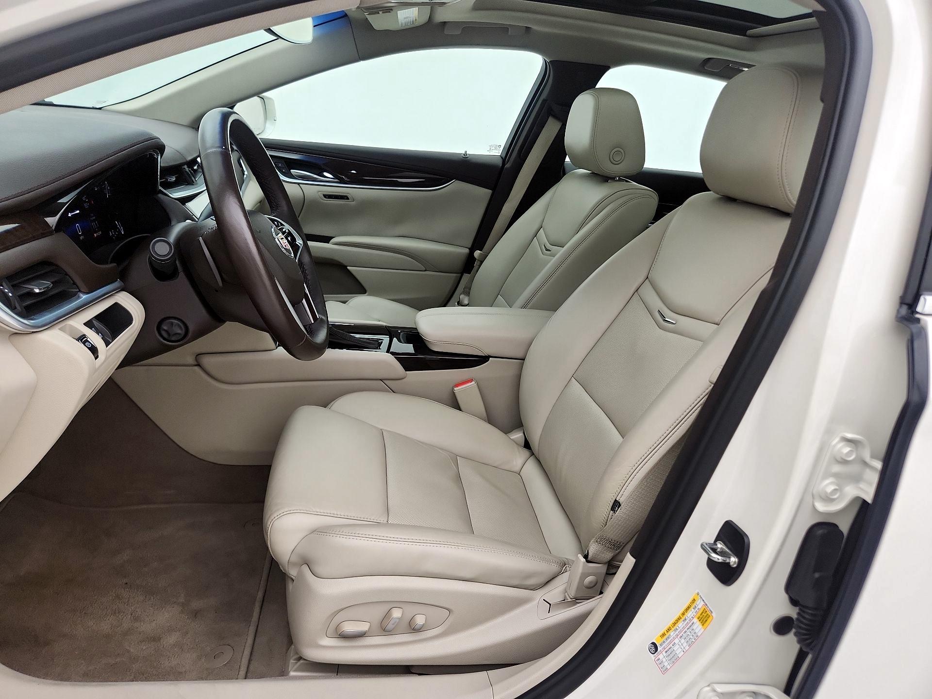 Thumbnail: 2015 Cadillac XTS - 11