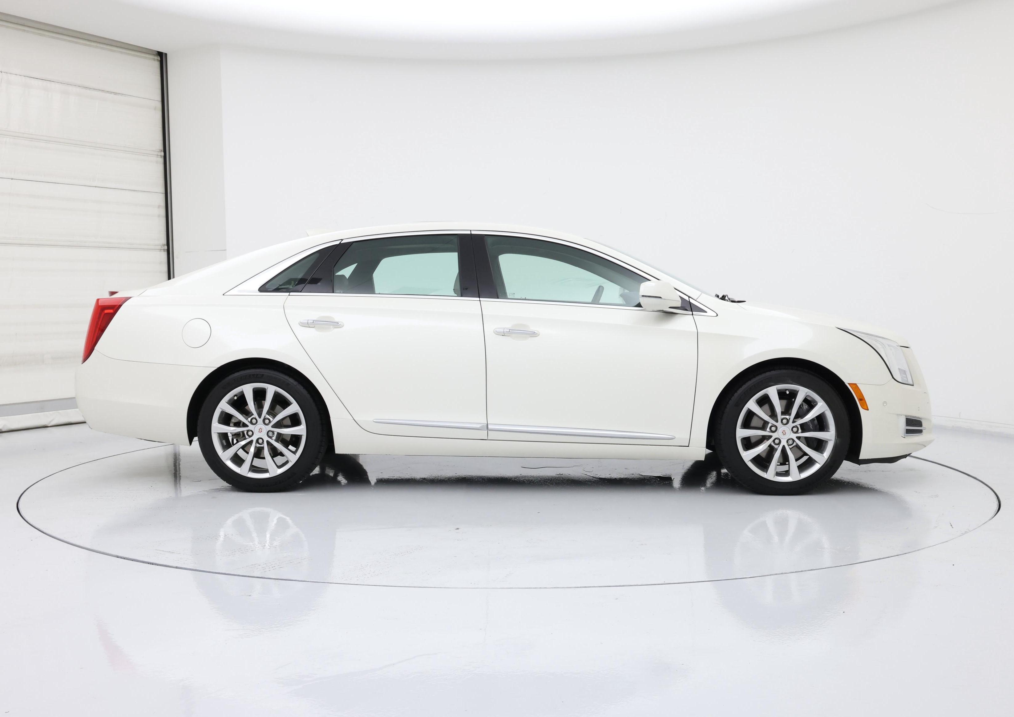 Thumbnail: 2015 Cadillac XTS - 7