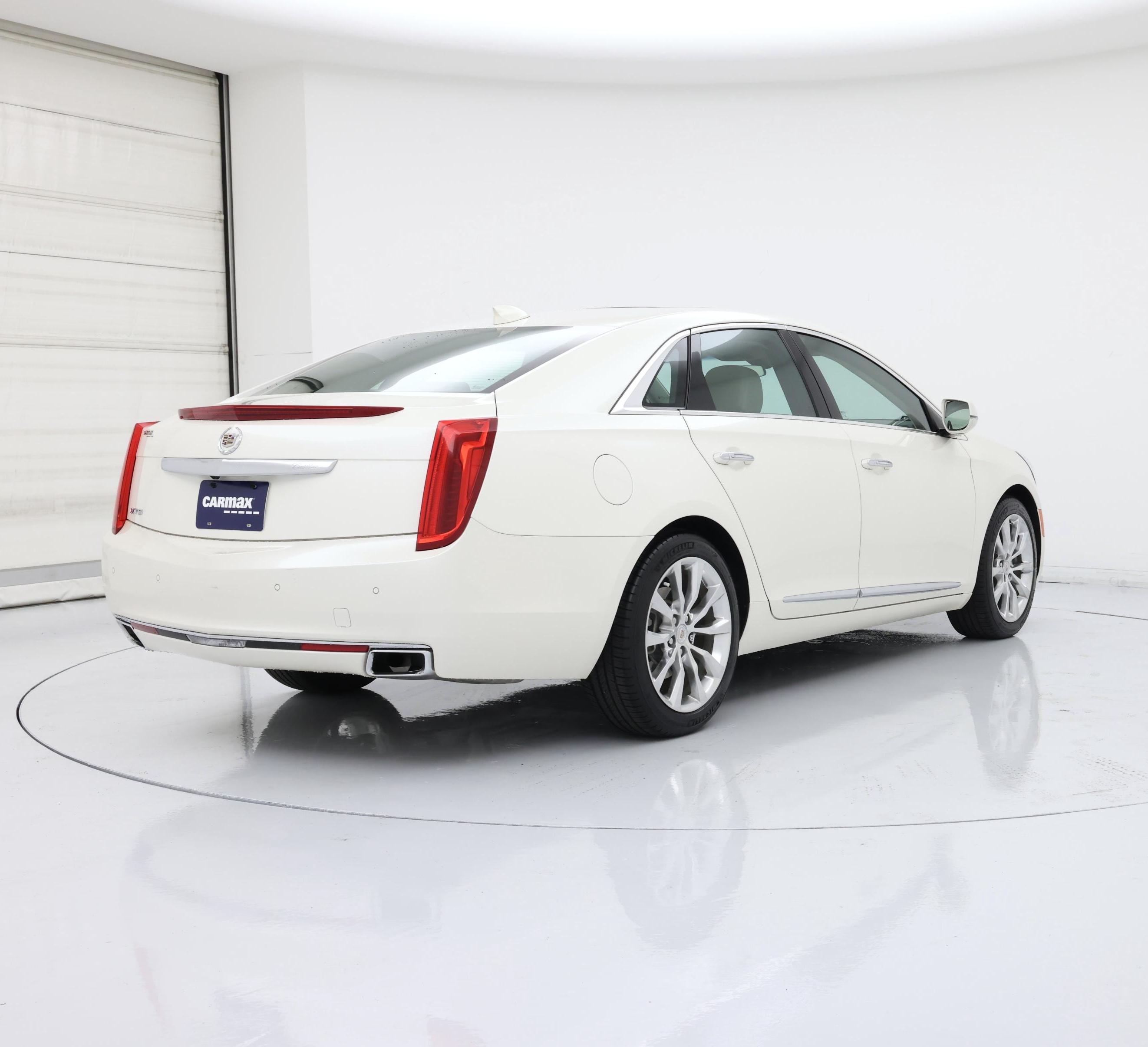 Thumbnail: 2015 Cadillac XTS - 8