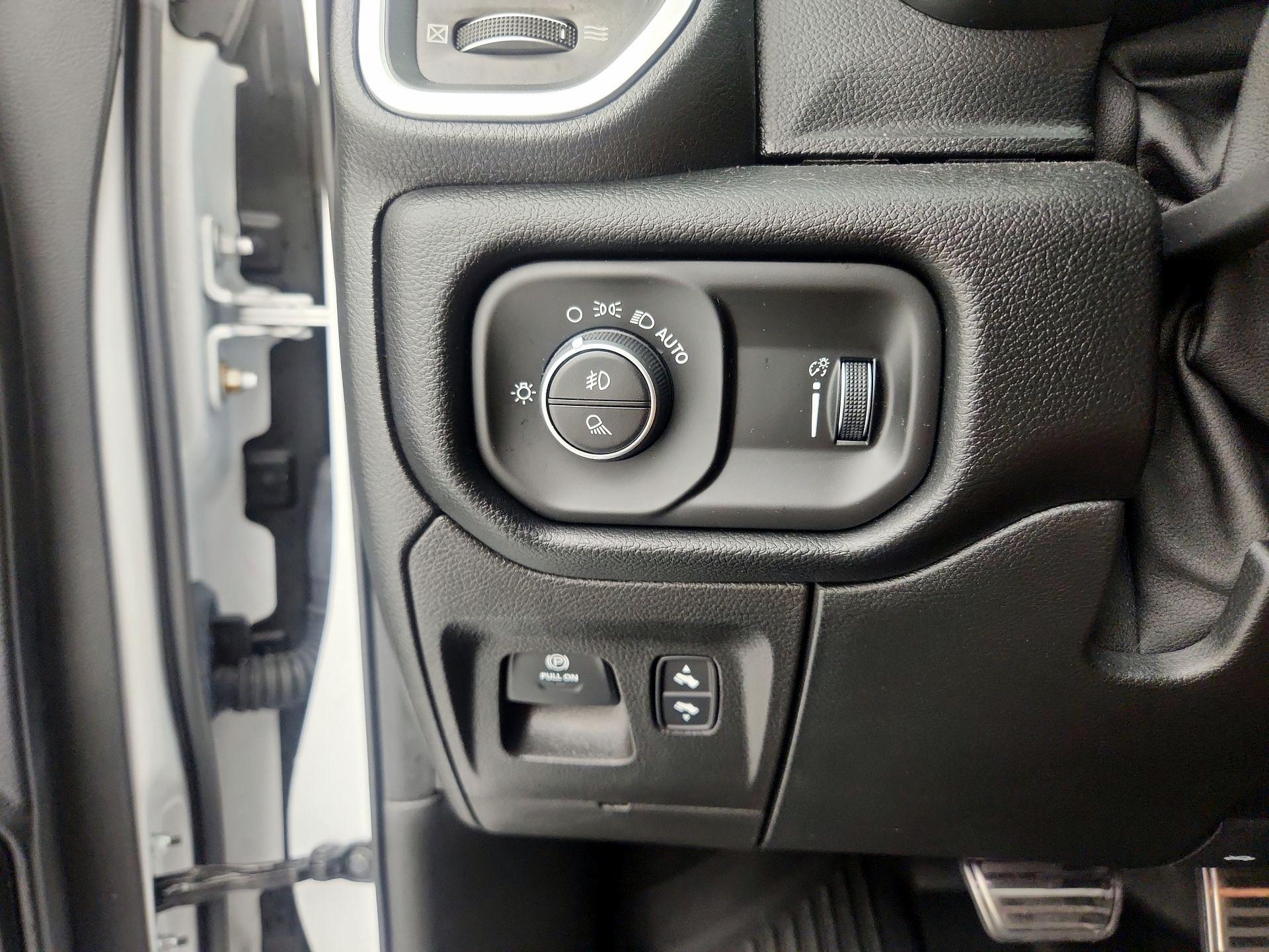 Thumbnail: 2020 RAM 1500 - 13