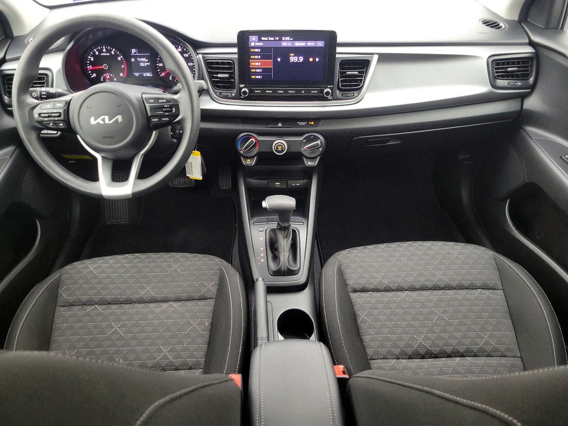 Thumbnail: 2023 Kia Rio - 9