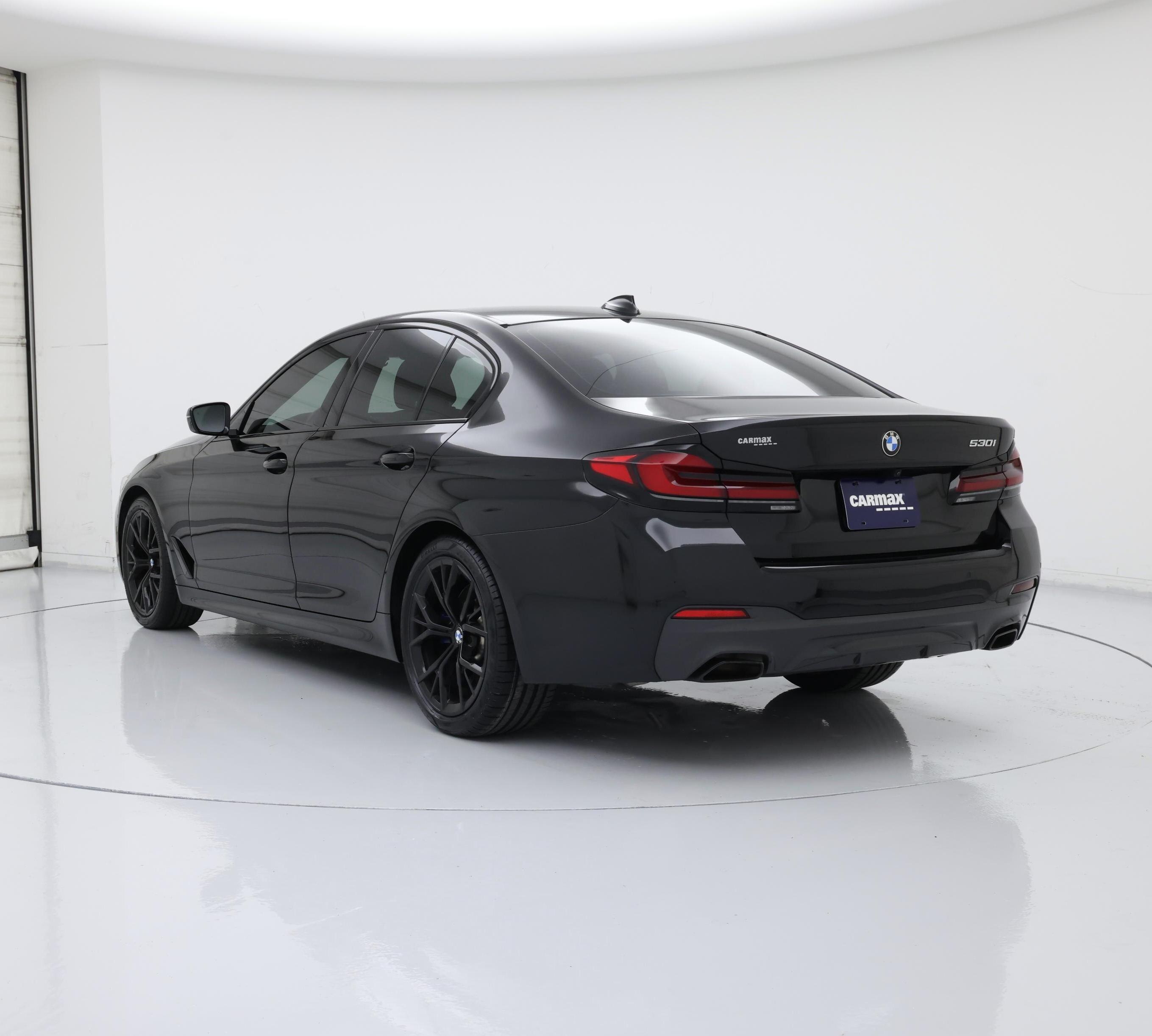 Thumbnail: 2022 BMW 5 Series - 2