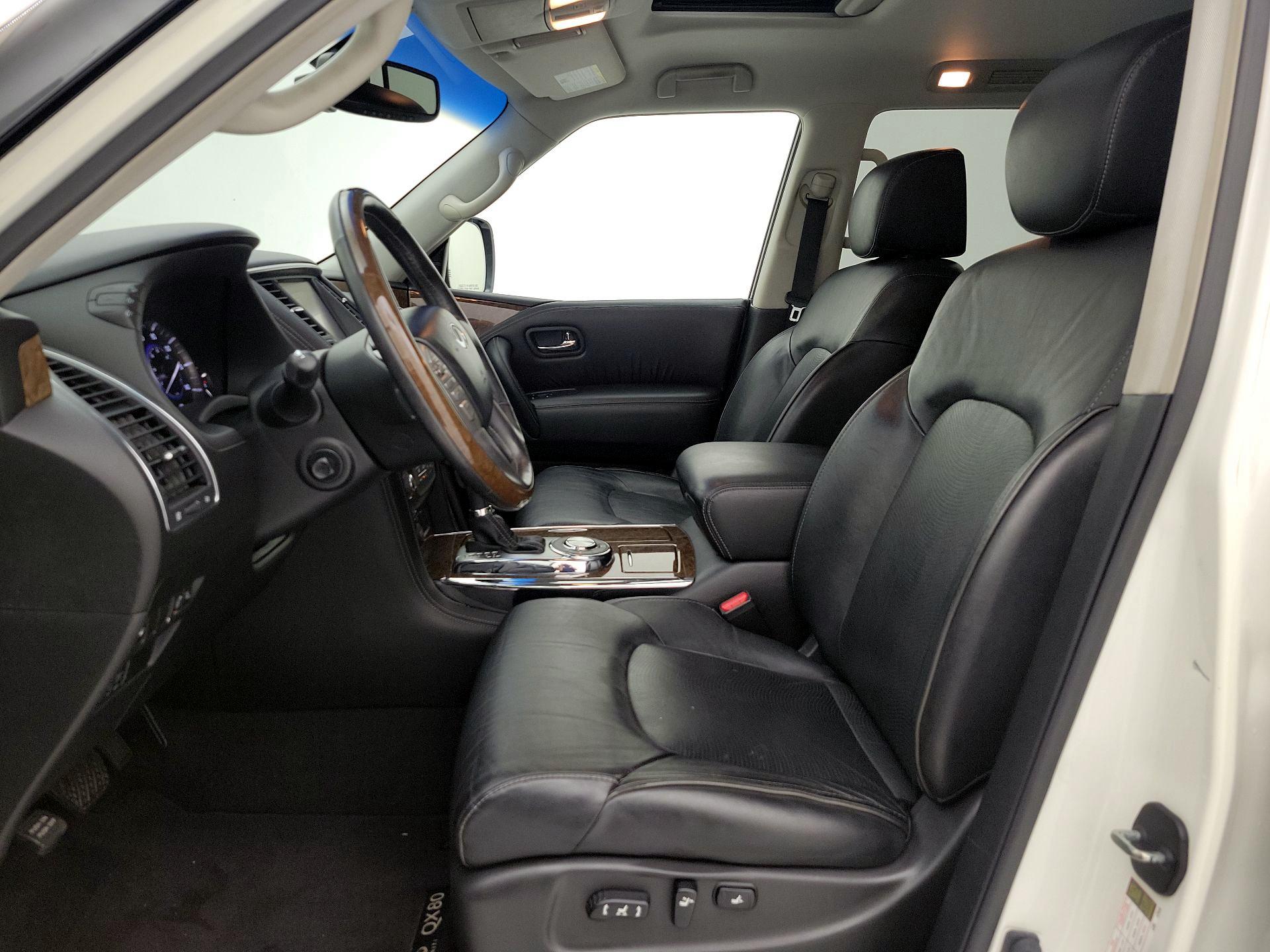 Thumbnail: 2015 INFINITI QX80 - 11