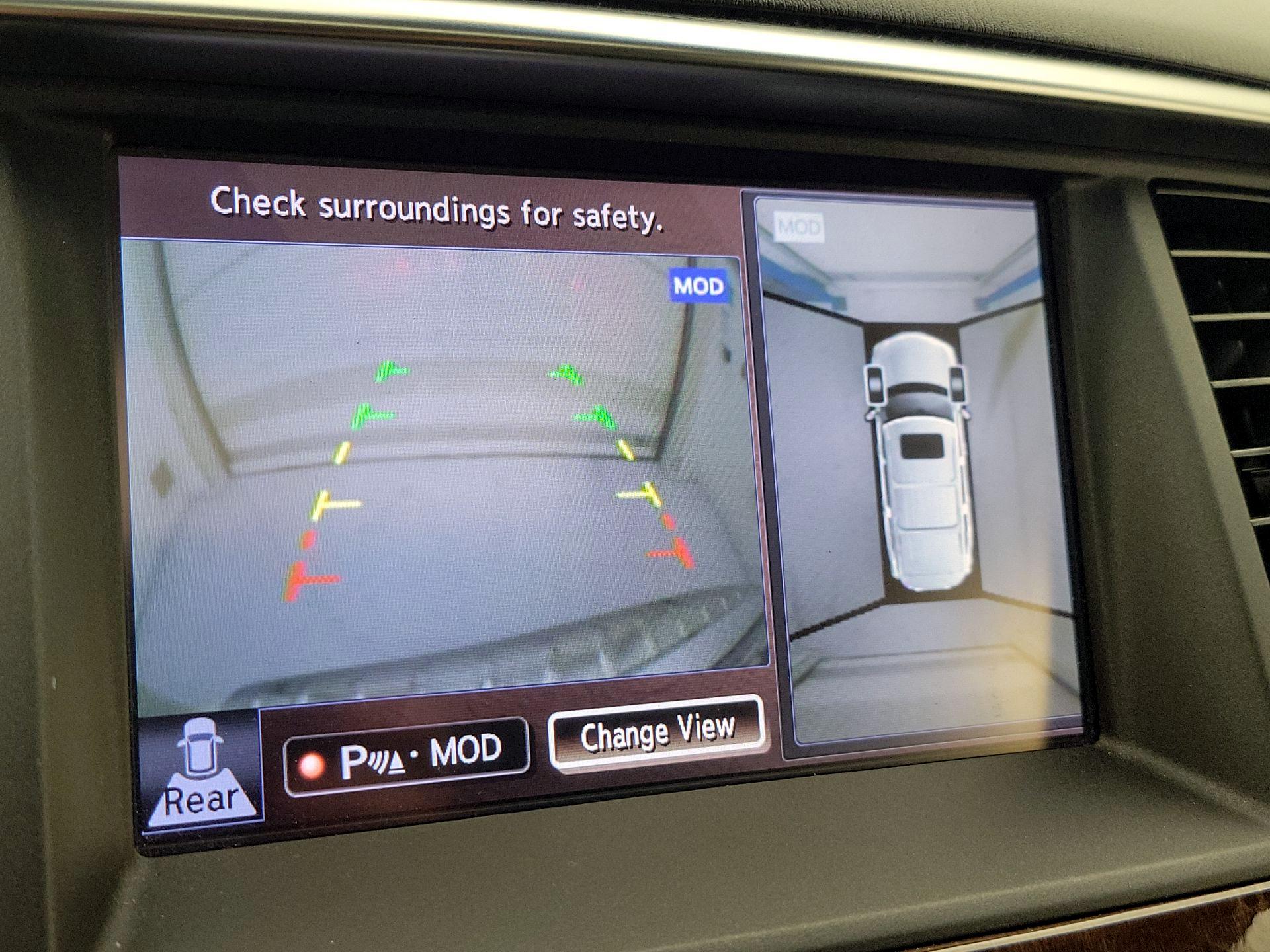 Thumbnail: 2015 INFINITI QX80 - 14