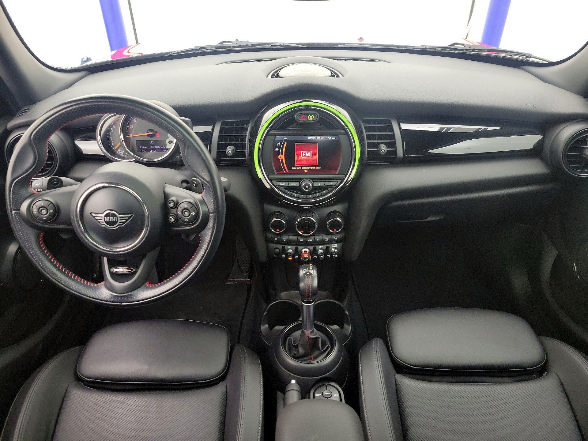 Thumbnail: 2019 MINI Cooper Hardtop - 9