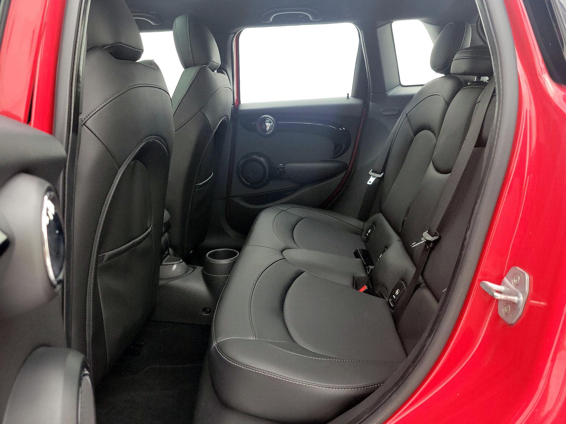 Thumbnail: 2019 MINI Cooper Hardtop - 20