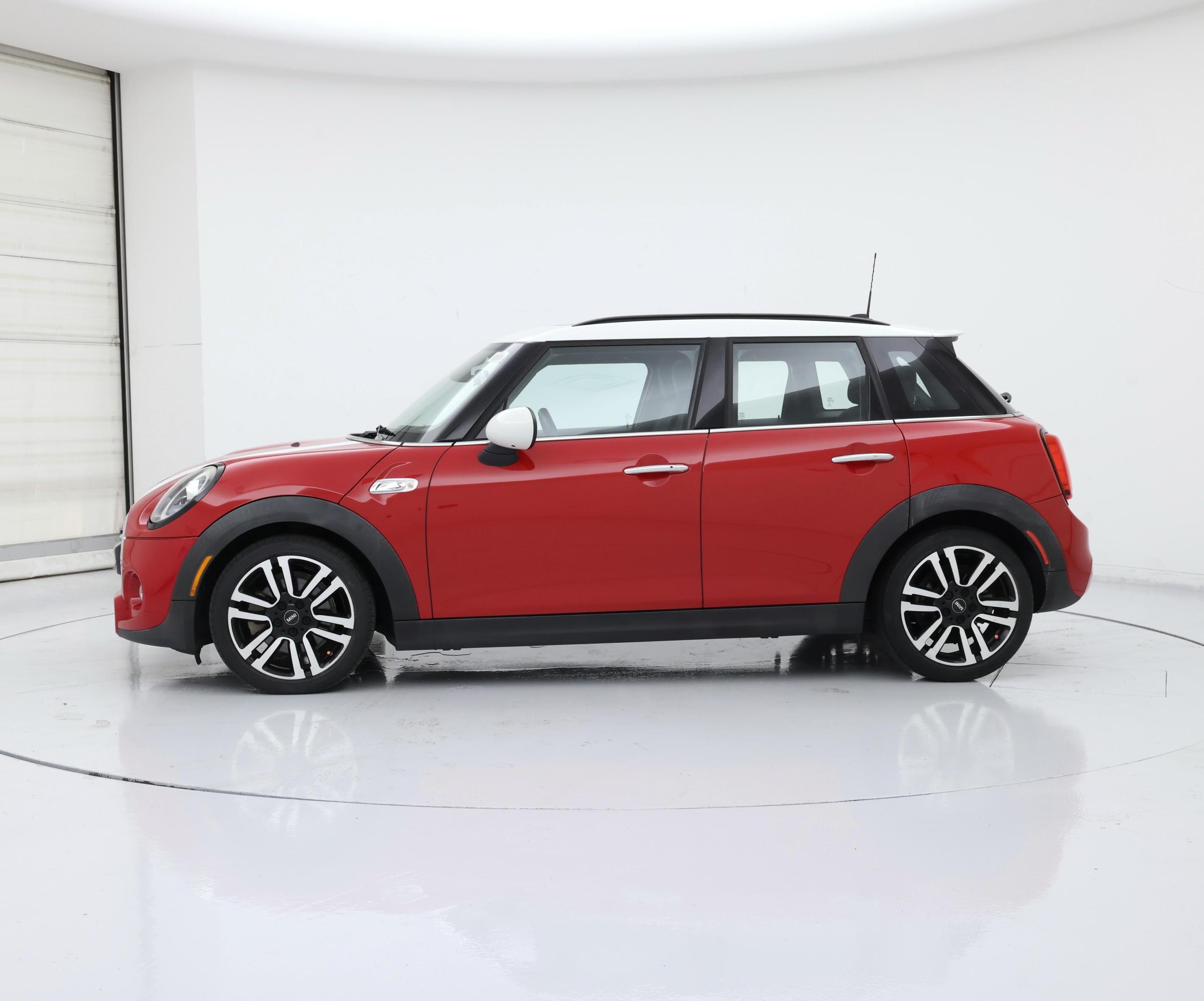 Thumbnail: 2019 MINI Cooper Hardtop - 3