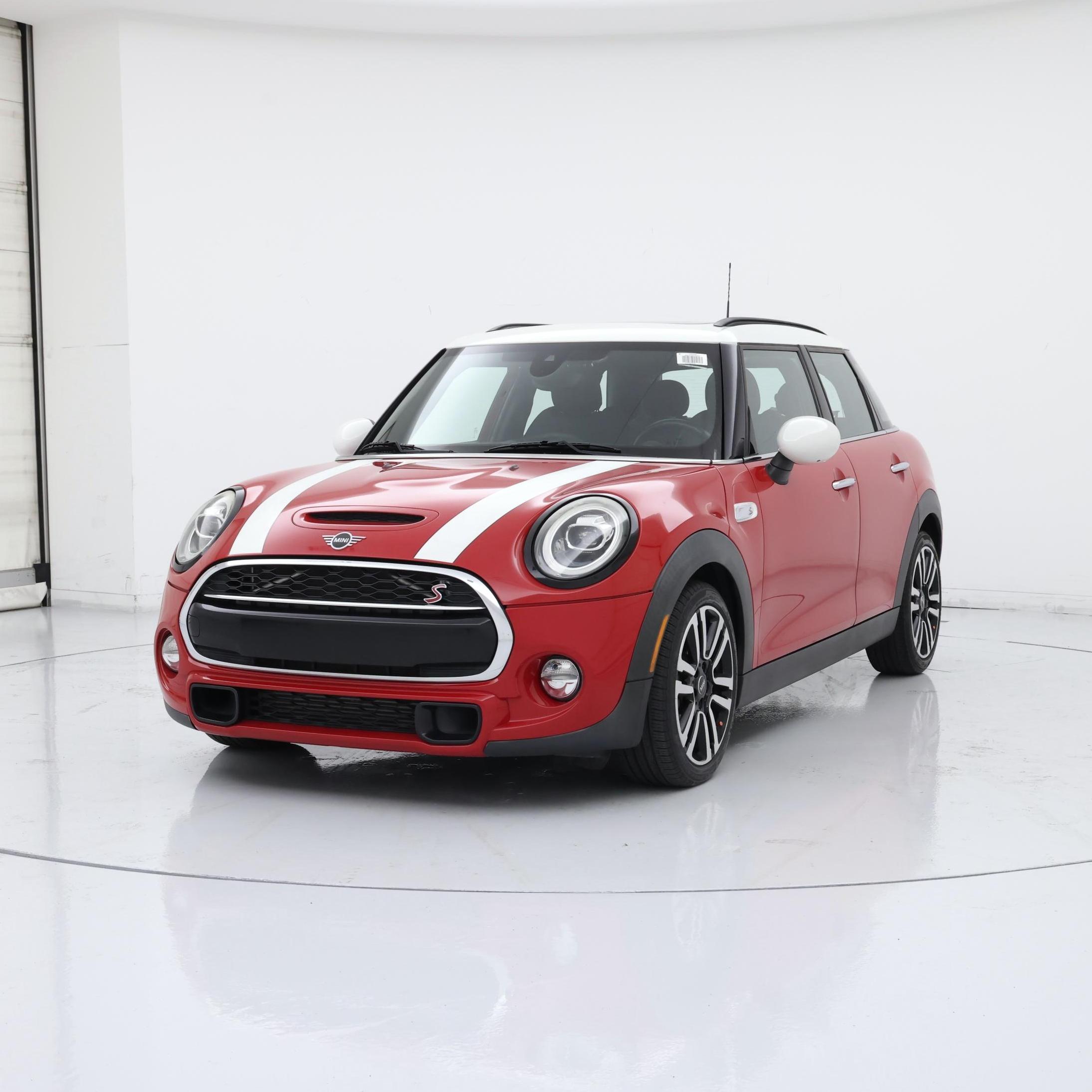 Thumbnail: 2019 MINI Cooper Hardtop - 4