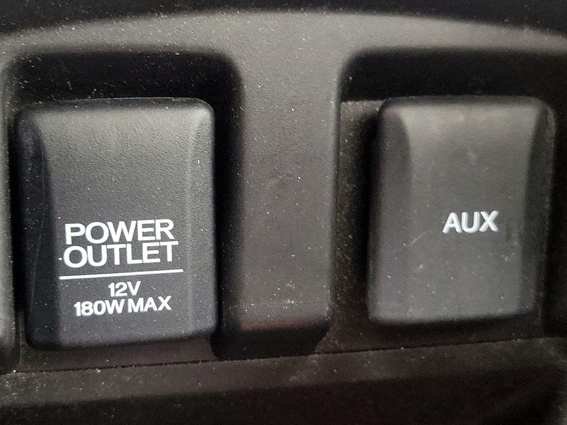 Thumbnail: 2016 Acura TLX - 19
