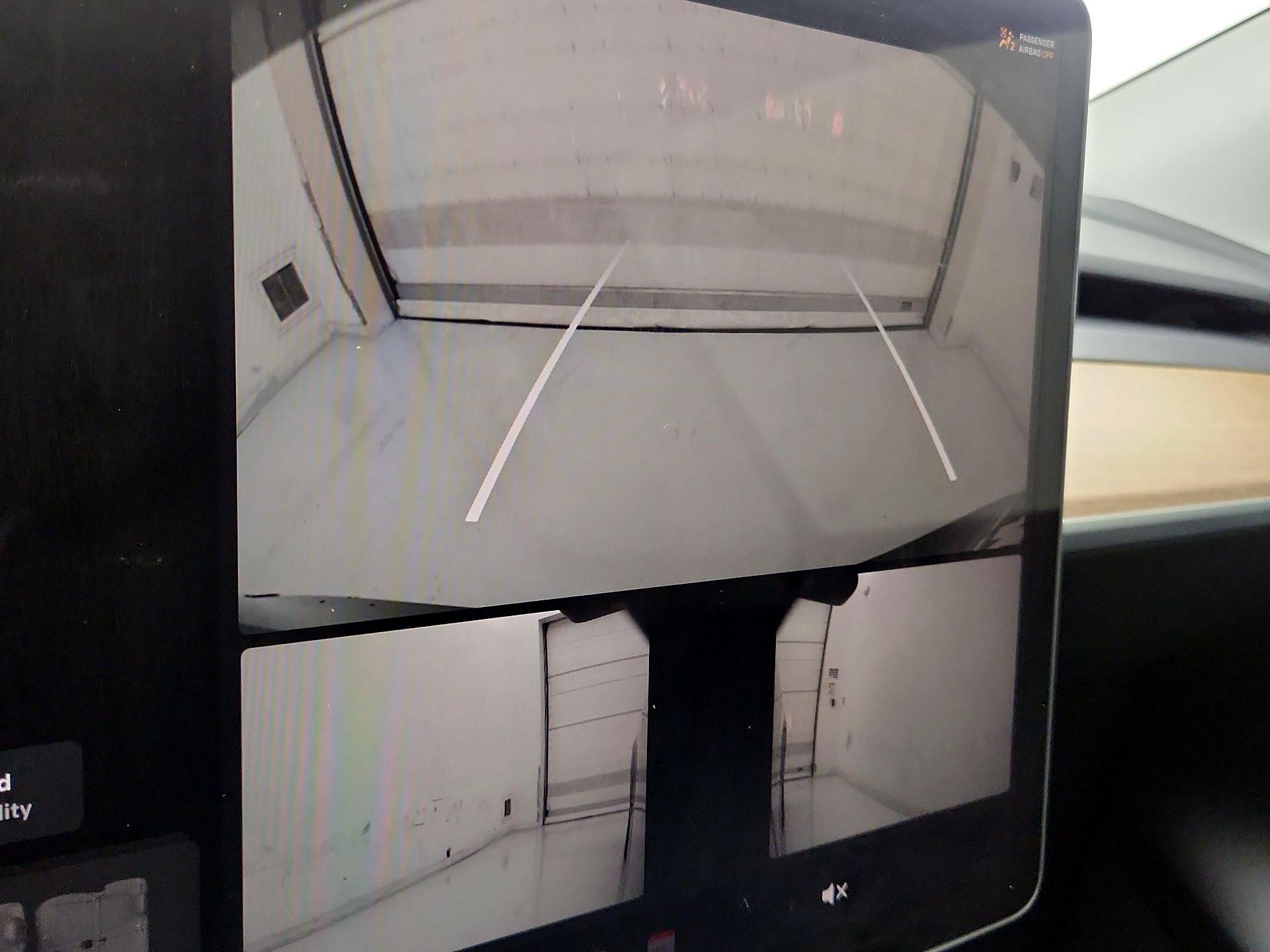 Thumbnail: 2022 Tesla Model Y - 14