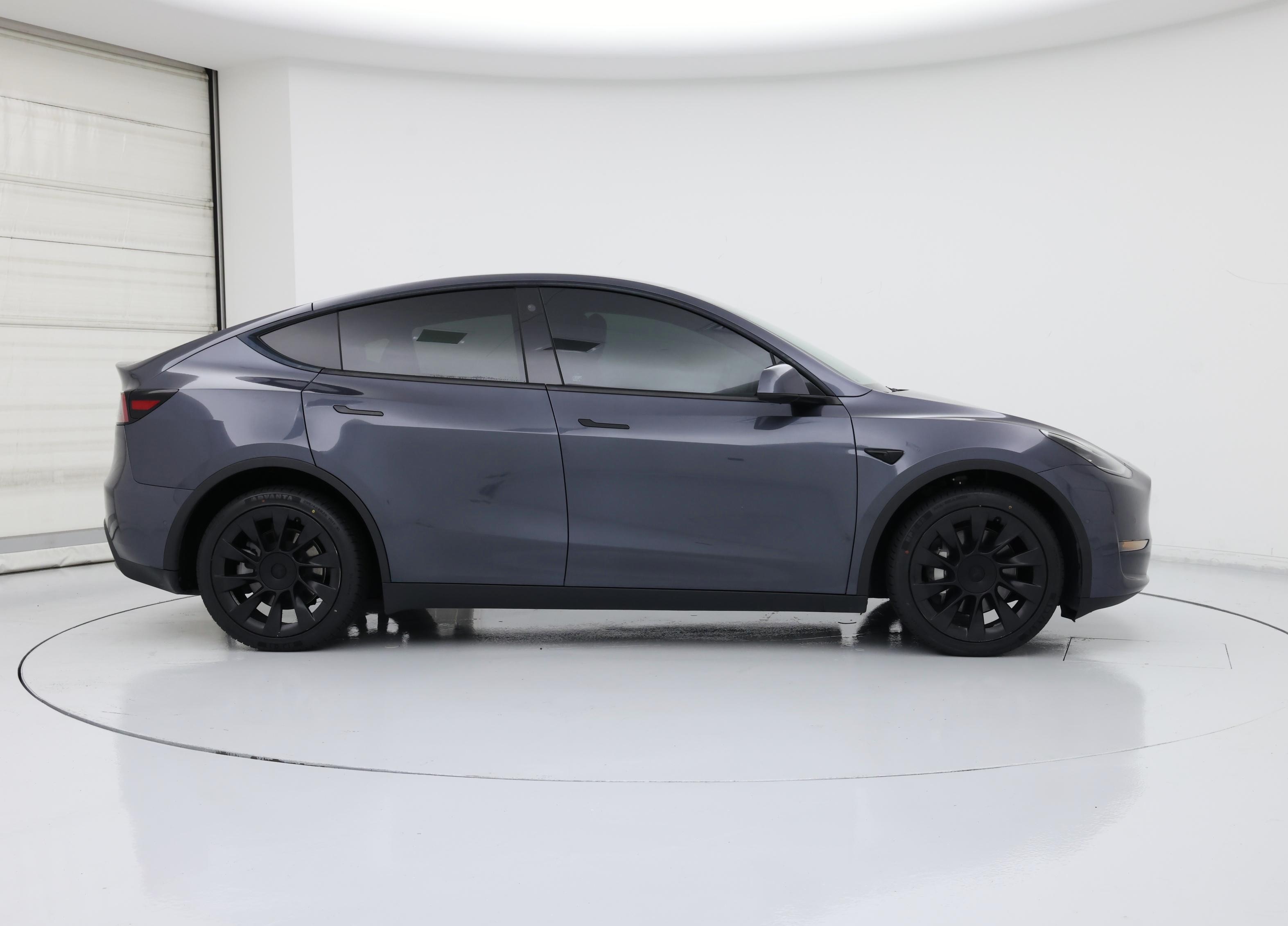 Thumbnail: 2022 Tesla Model Y - 7