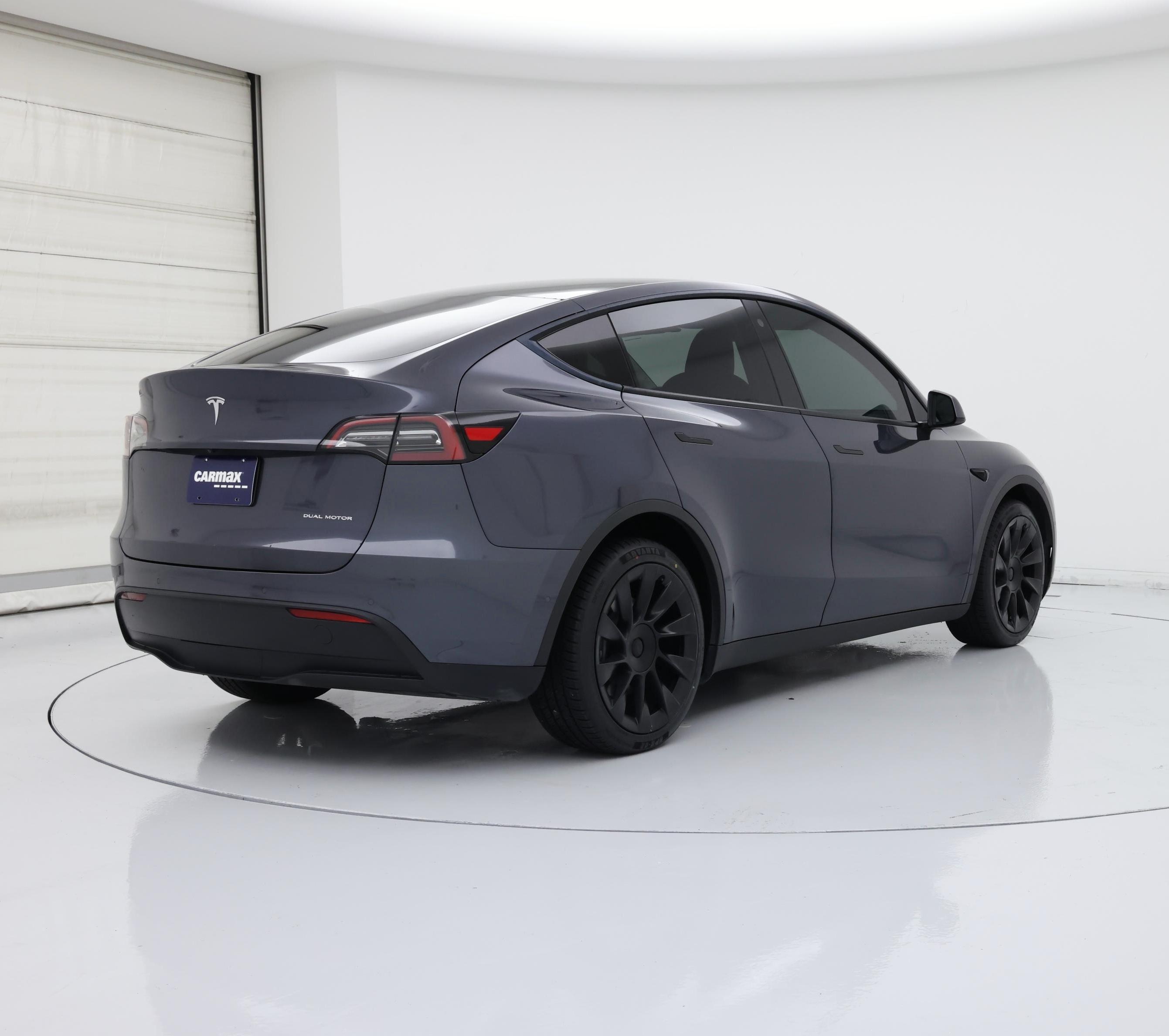 Thumbnail: 2022 Tesla Model Y - 8