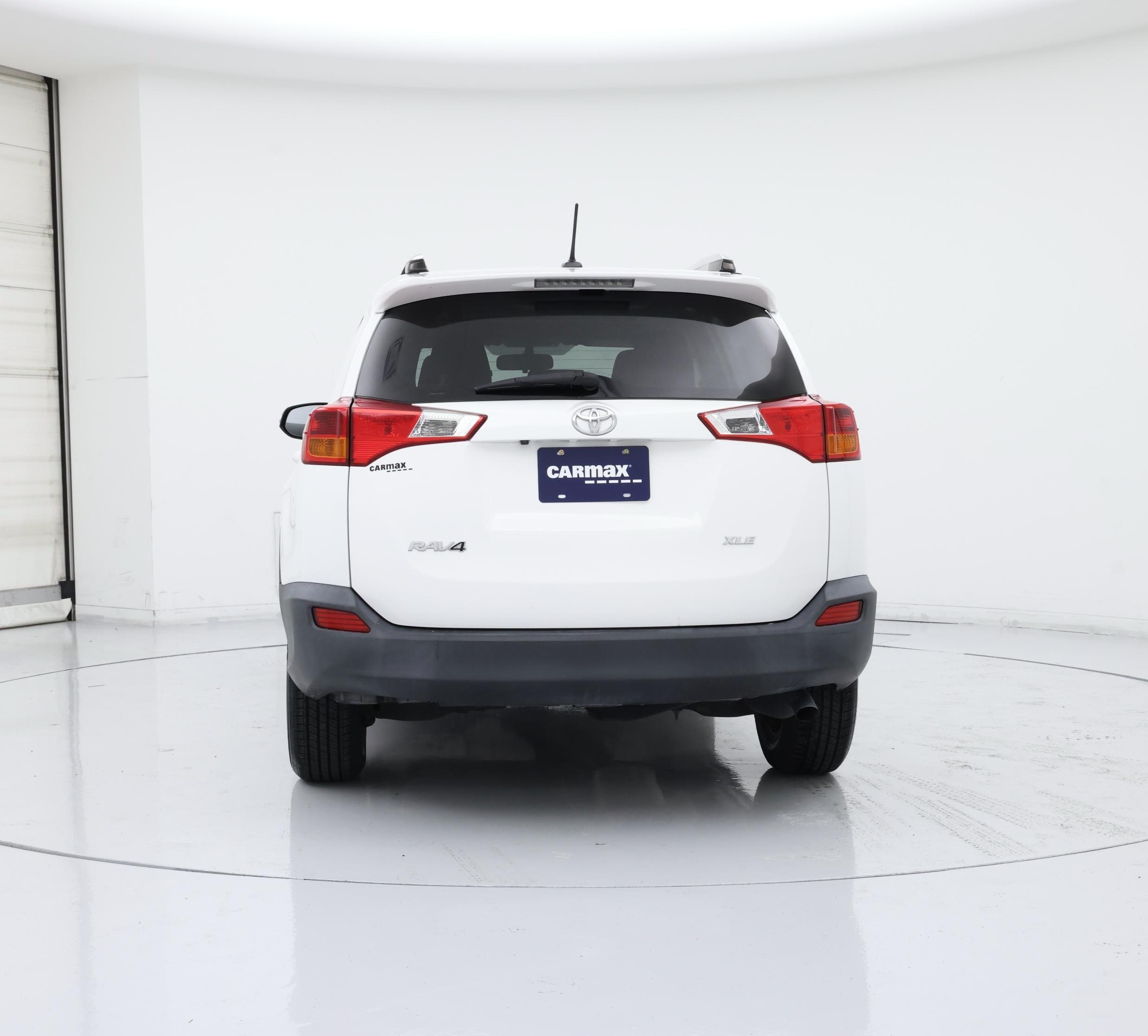 Thumbnail: 2015 Toyota RAV4 - 6