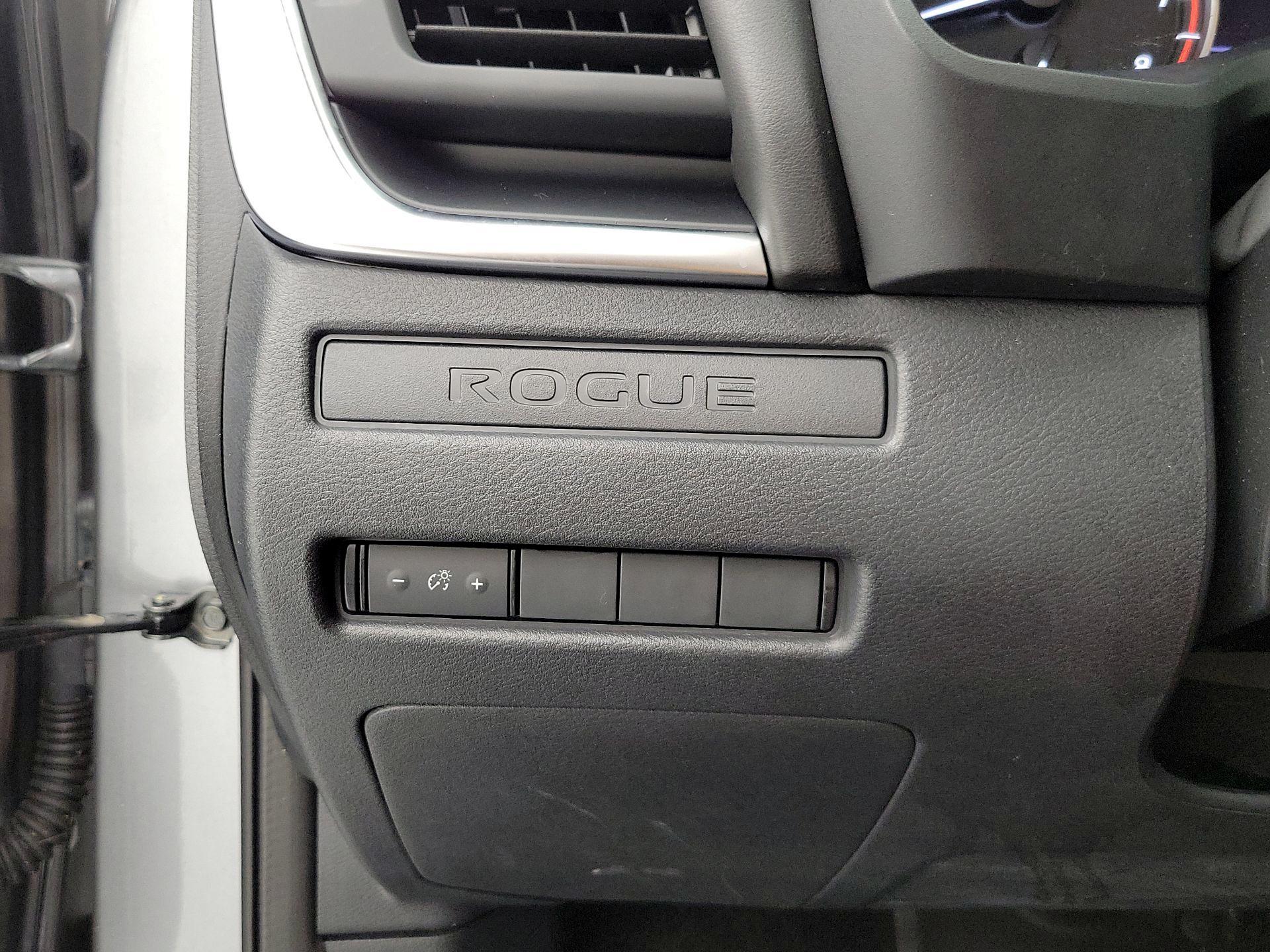 Thumbnail: 2023 Nissan Rogue - 13