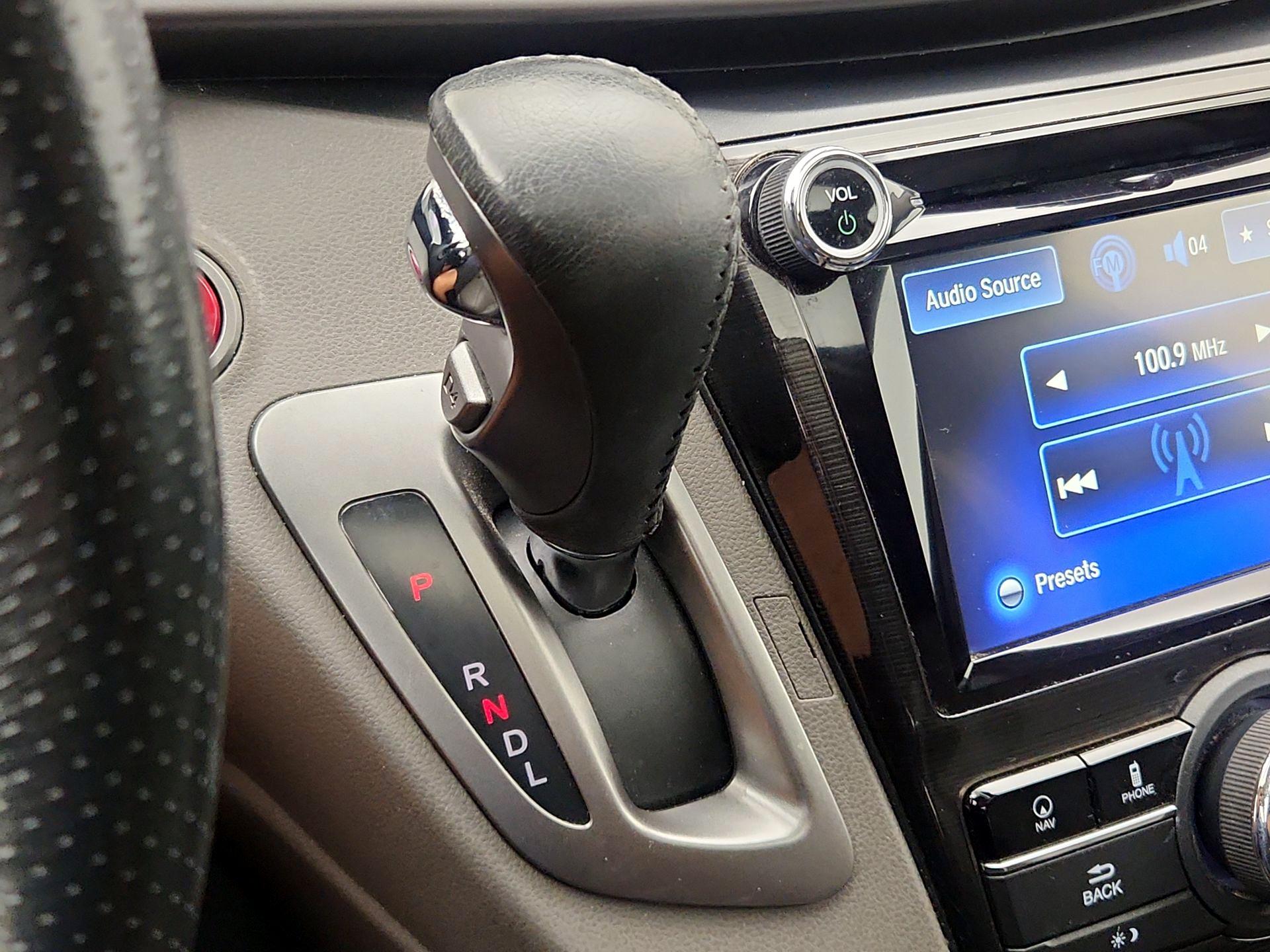 Thumbnail: 2014 Honda Odyssey - 18