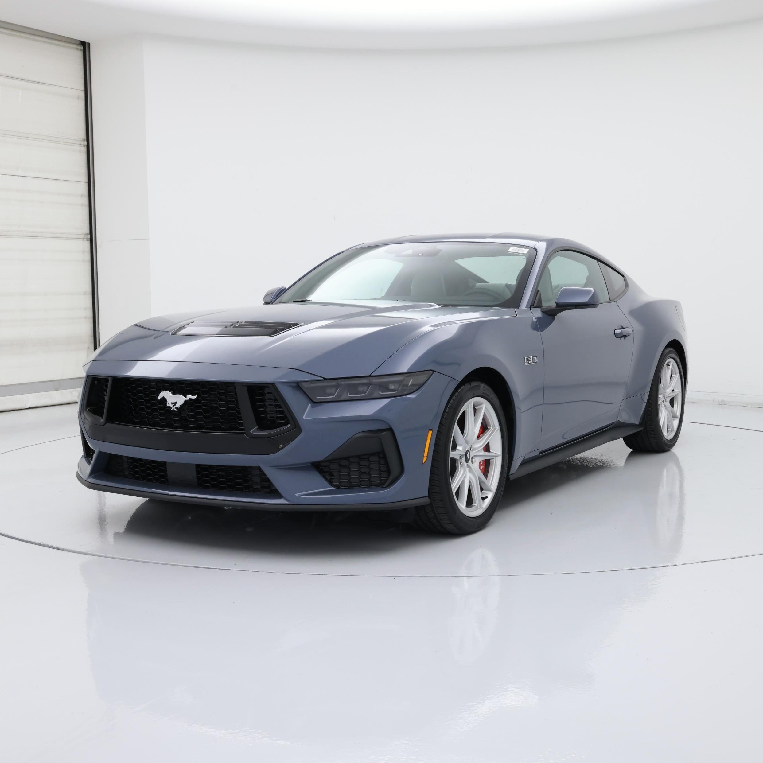 Thumbnail: 2025 Ford Mustang - 4